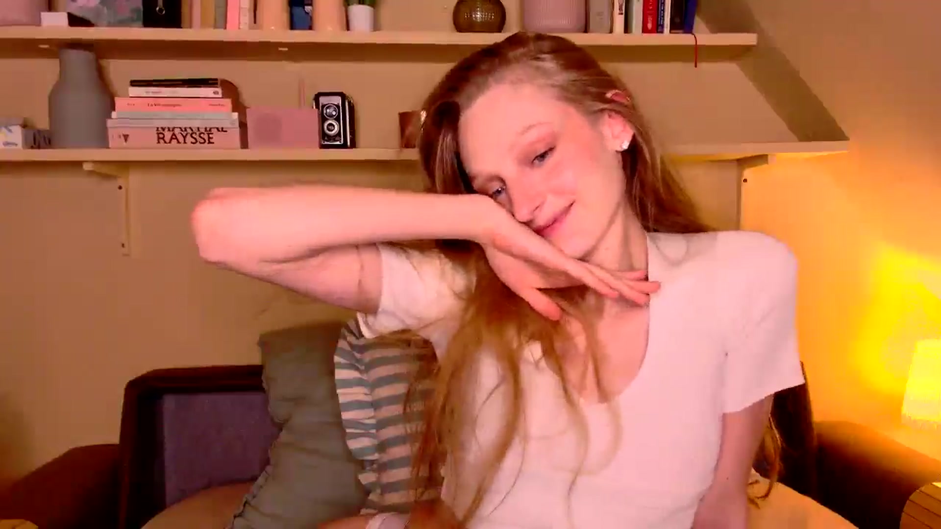 Gallery image thumbnail from Kinkywander's myfreecams stream on, 01/12/2025, 19:19 image 5 of 20