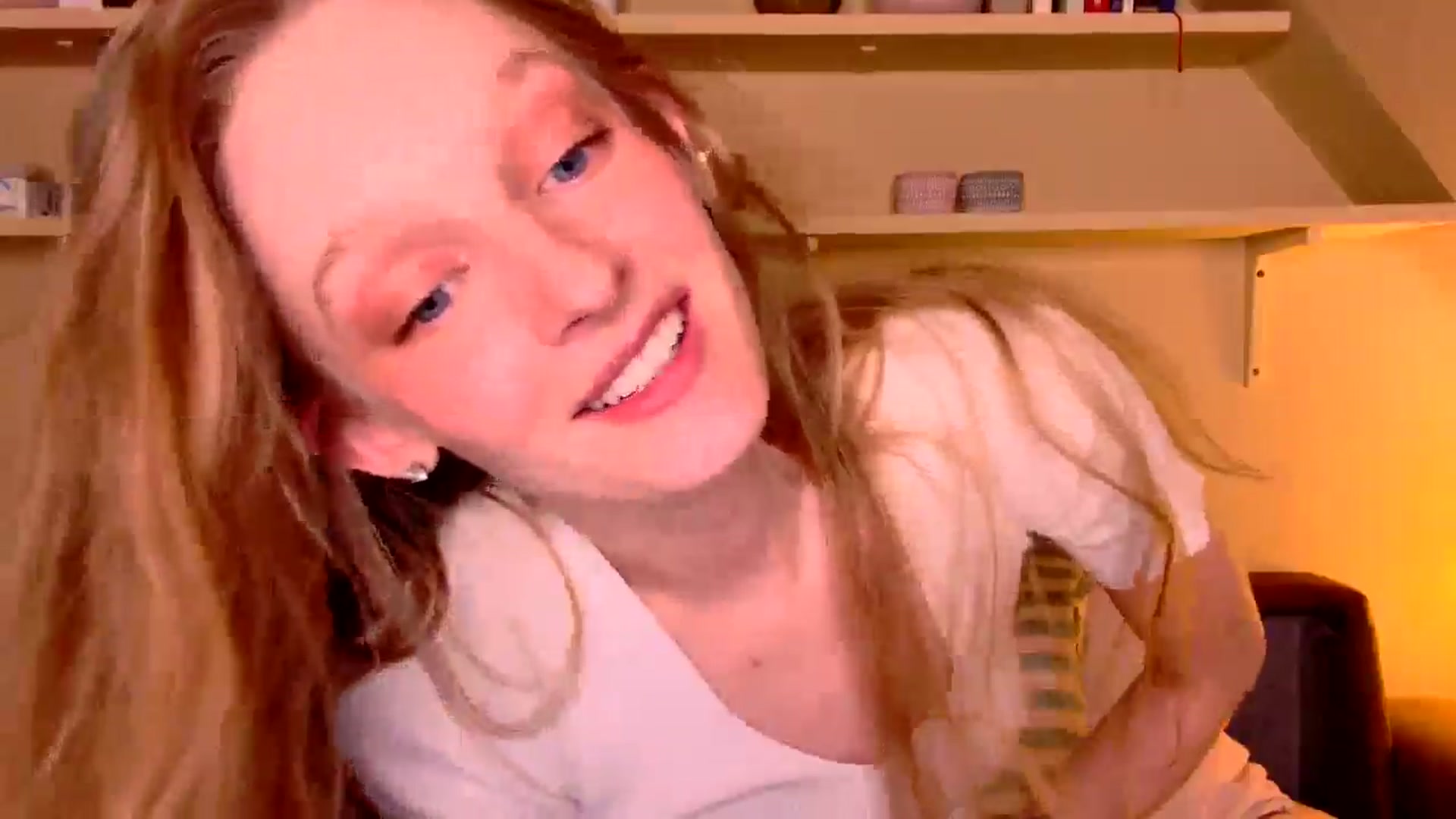 Gallery image thumbnail from Kinkywander's myfreecams stream on, 01/12/2025, 19:19 image 3 of 20