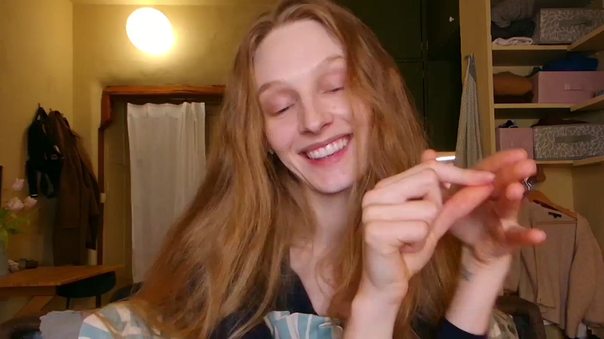Gallery image thumbnail from Kinkywander's myfreecams stream on, 01/18/2025, 20:04 image 17 of 20