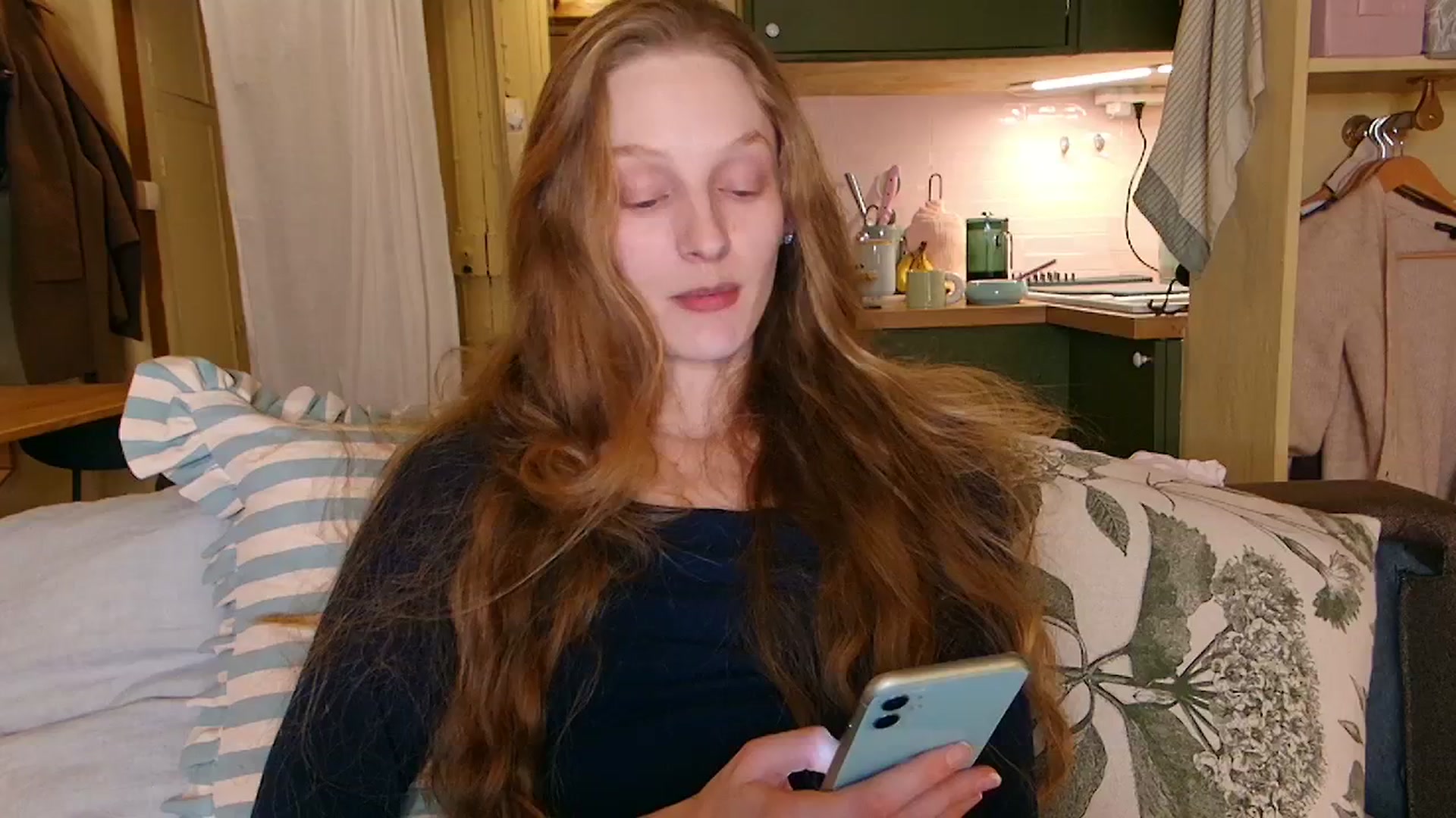 Gallery image thumbnail from Kinkywander's myfreecams stream on, 01/18/2025, 20:04 image 7 of 20
