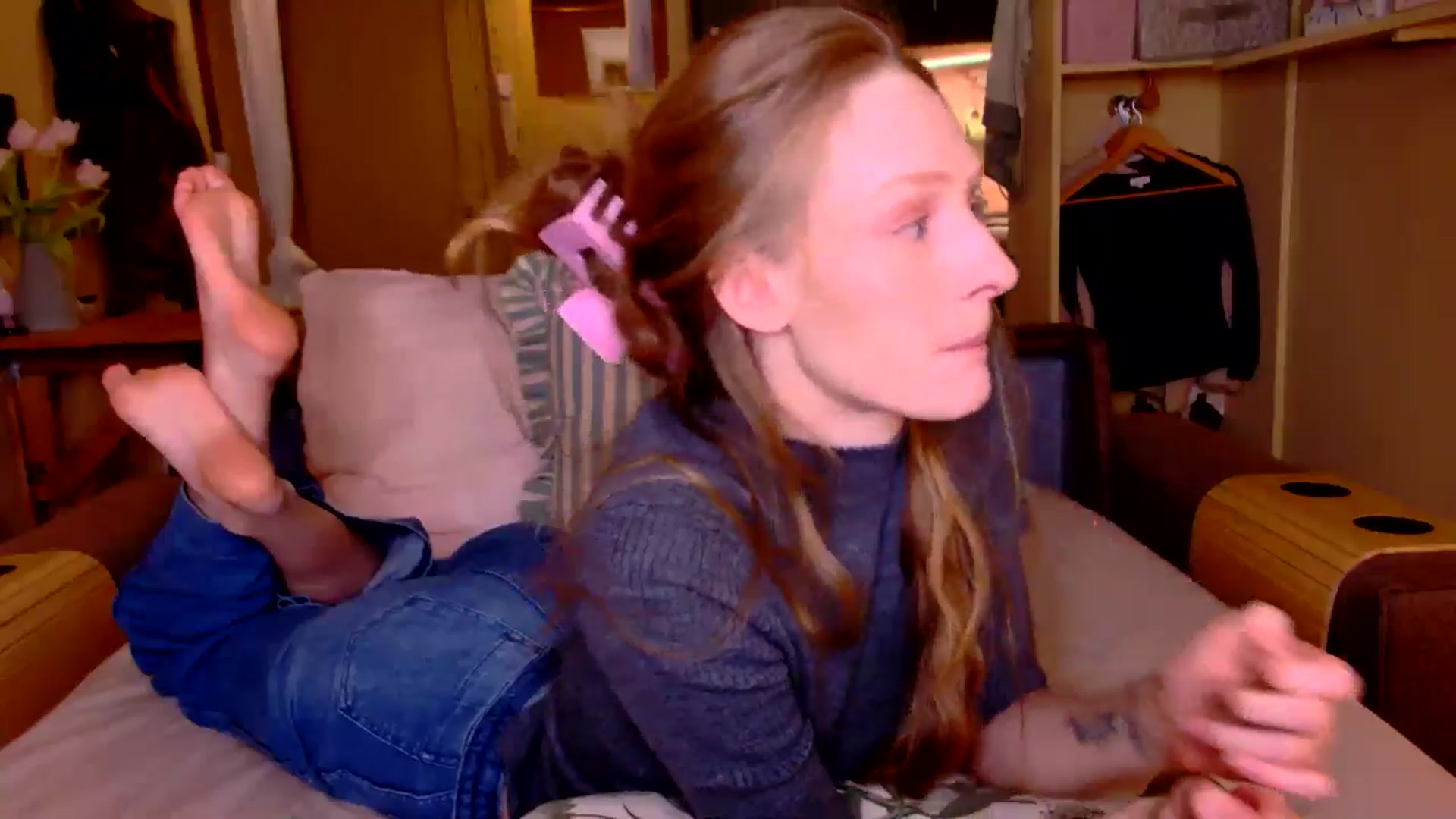 Gallery image thumbnail from Kinkywander's myfreecams stream on, 01/19/2025, 19:23 image 5 of 20