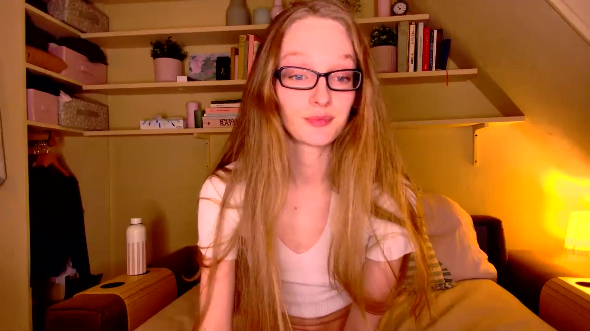 Gallery image thumbnail from Kinkywander's myfreecams stream on, 01/25/2025, 17:05 image 7 of 20
