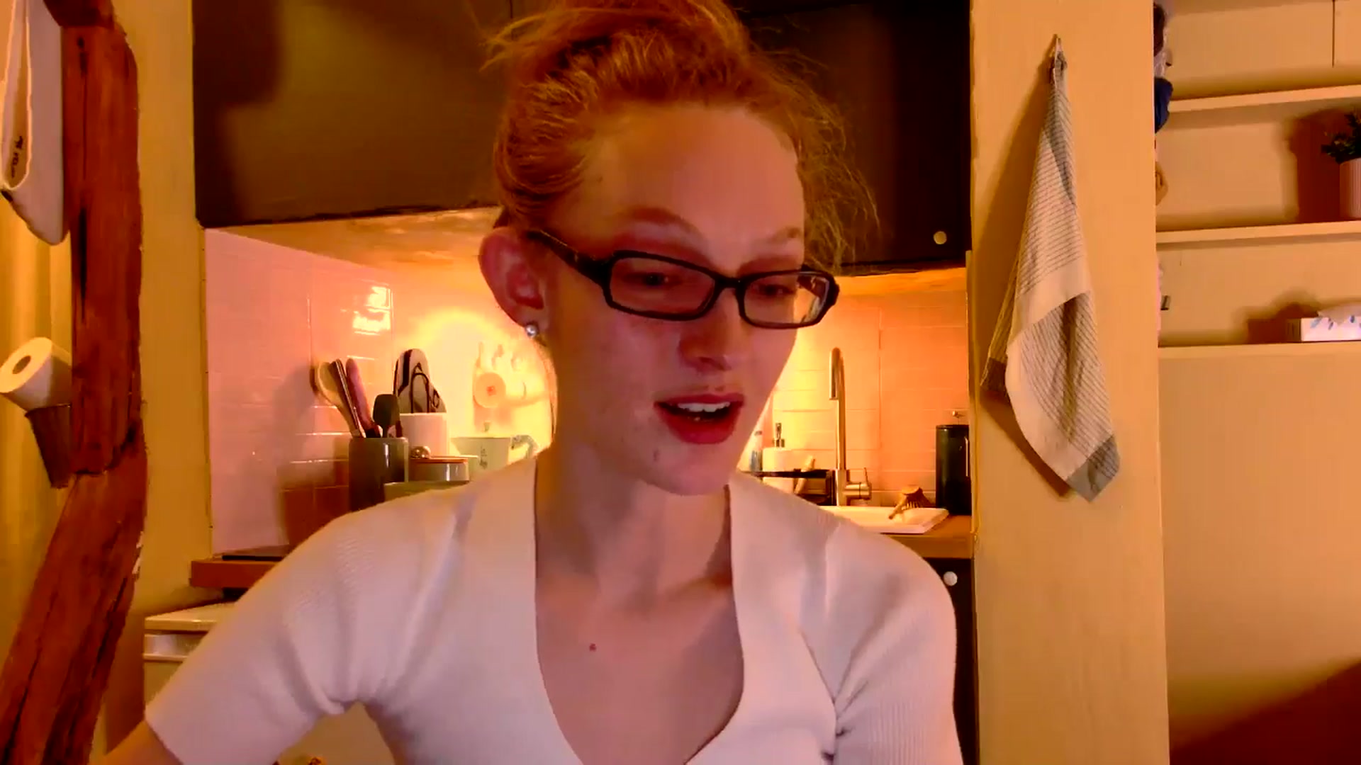 Gallery image thumbnail from Kinkywander's myfreecams stream on, 01/25/2025, 19:53 image 9 of 20