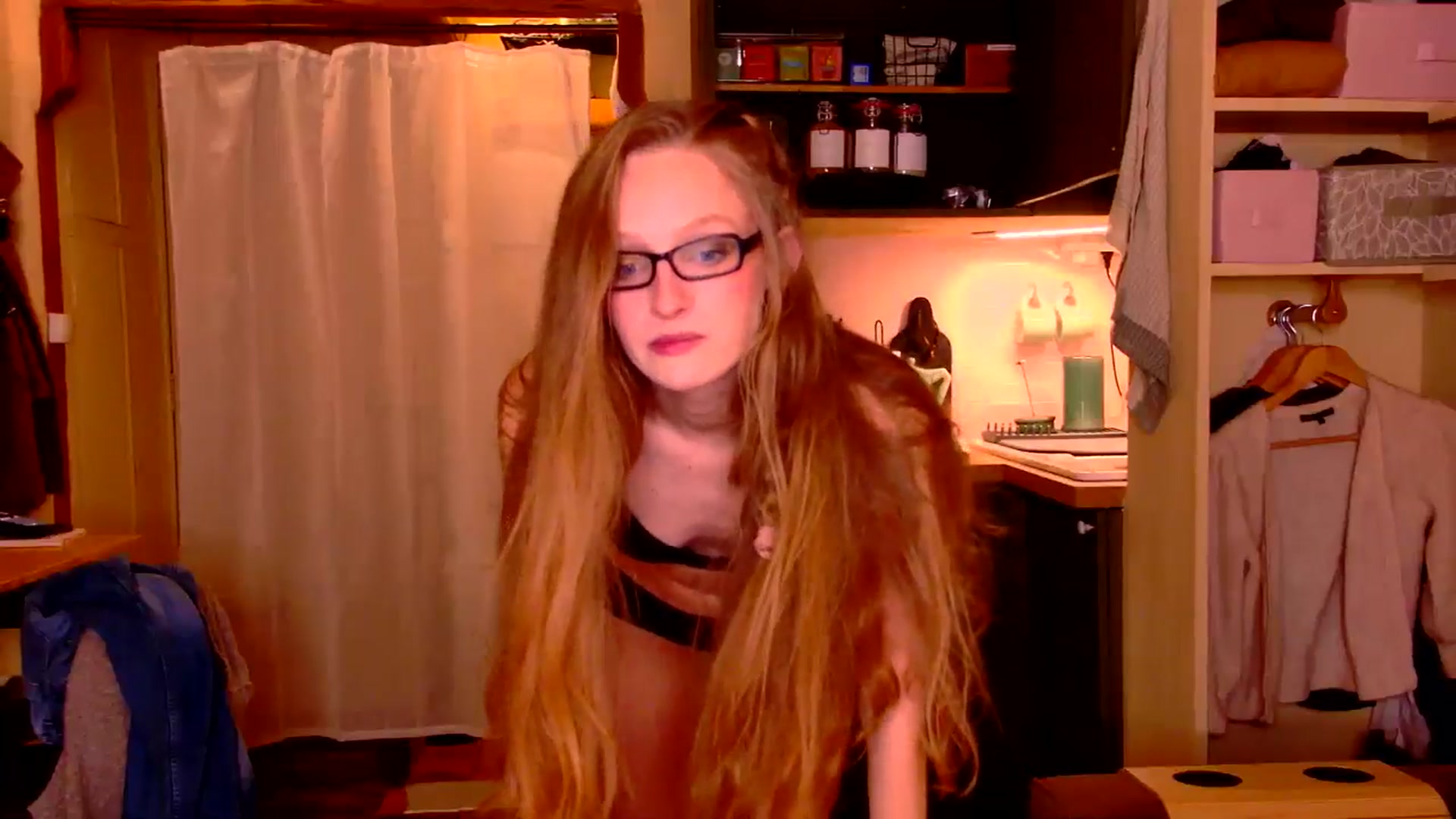 Gallery image thumbnail from Kinkywander's myfreecams stream on, 01/26/2025, 18:59 image 6 of 20