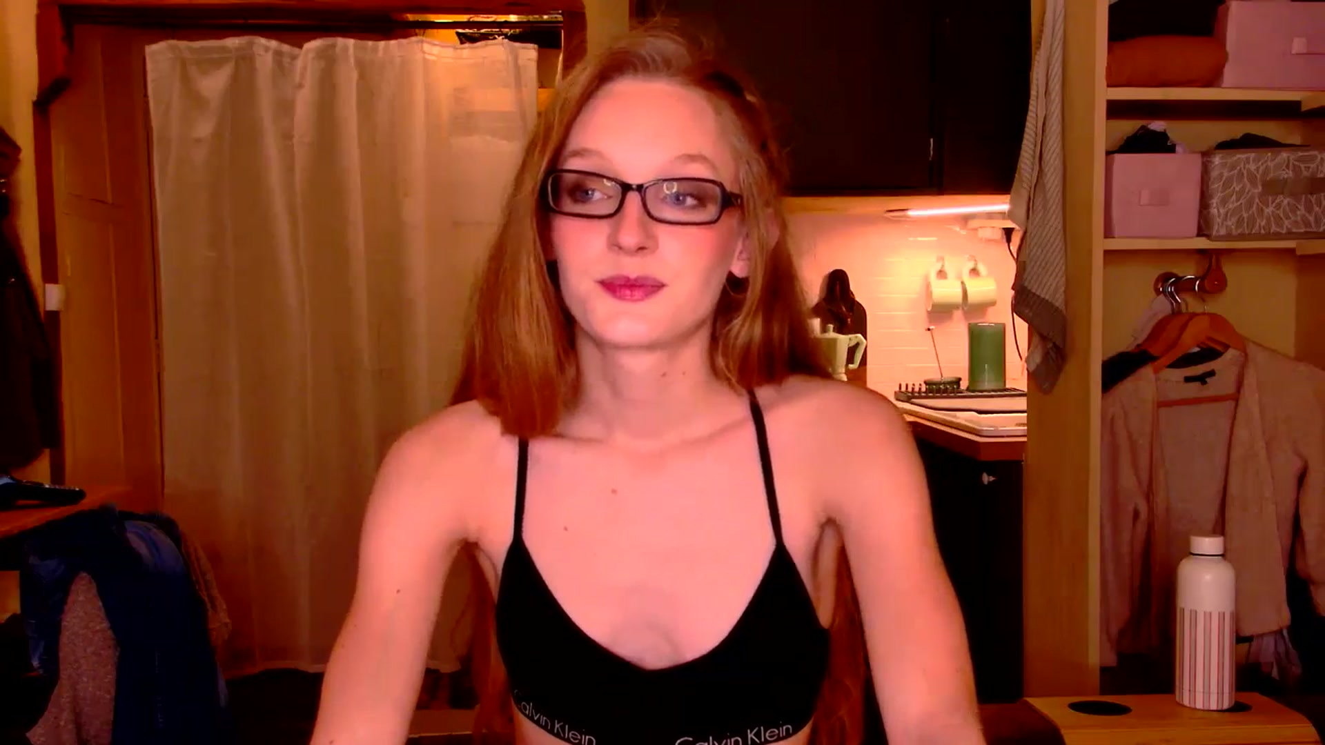 Gallery image thumbnail from Kinkywander's myfreecams stream on, 01/26/2025, 18:59 image 7 of 20