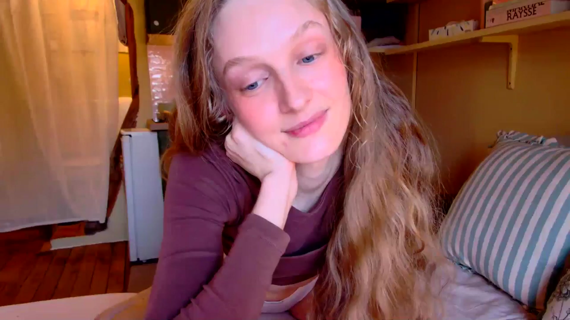 Gallery image thumbnail from Kinkywander's myfreecams stream on, 02/01/2025, 18:52 image 3 of 20