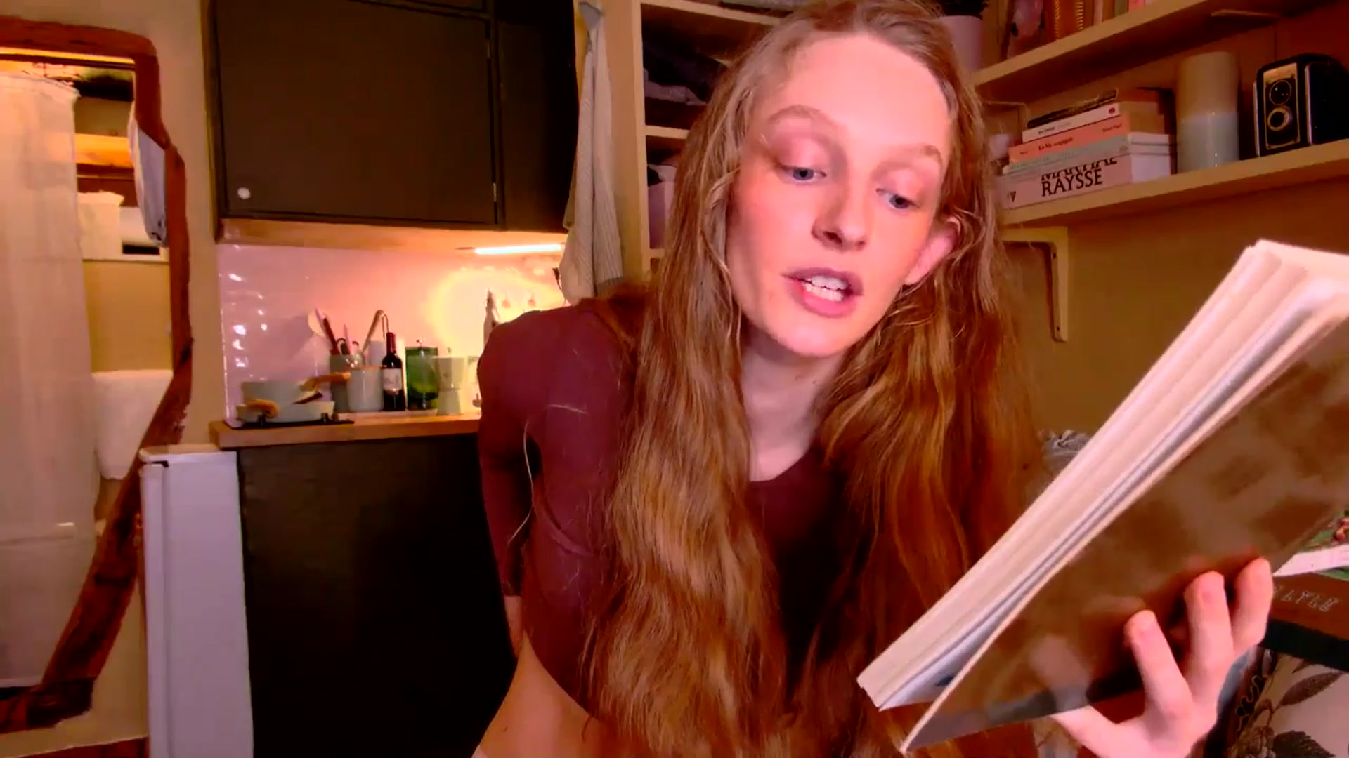 Gallery image thumbnail from Kinkywander's myfreecams stream on, 02/01/2025, 18:52 image 9 of 20