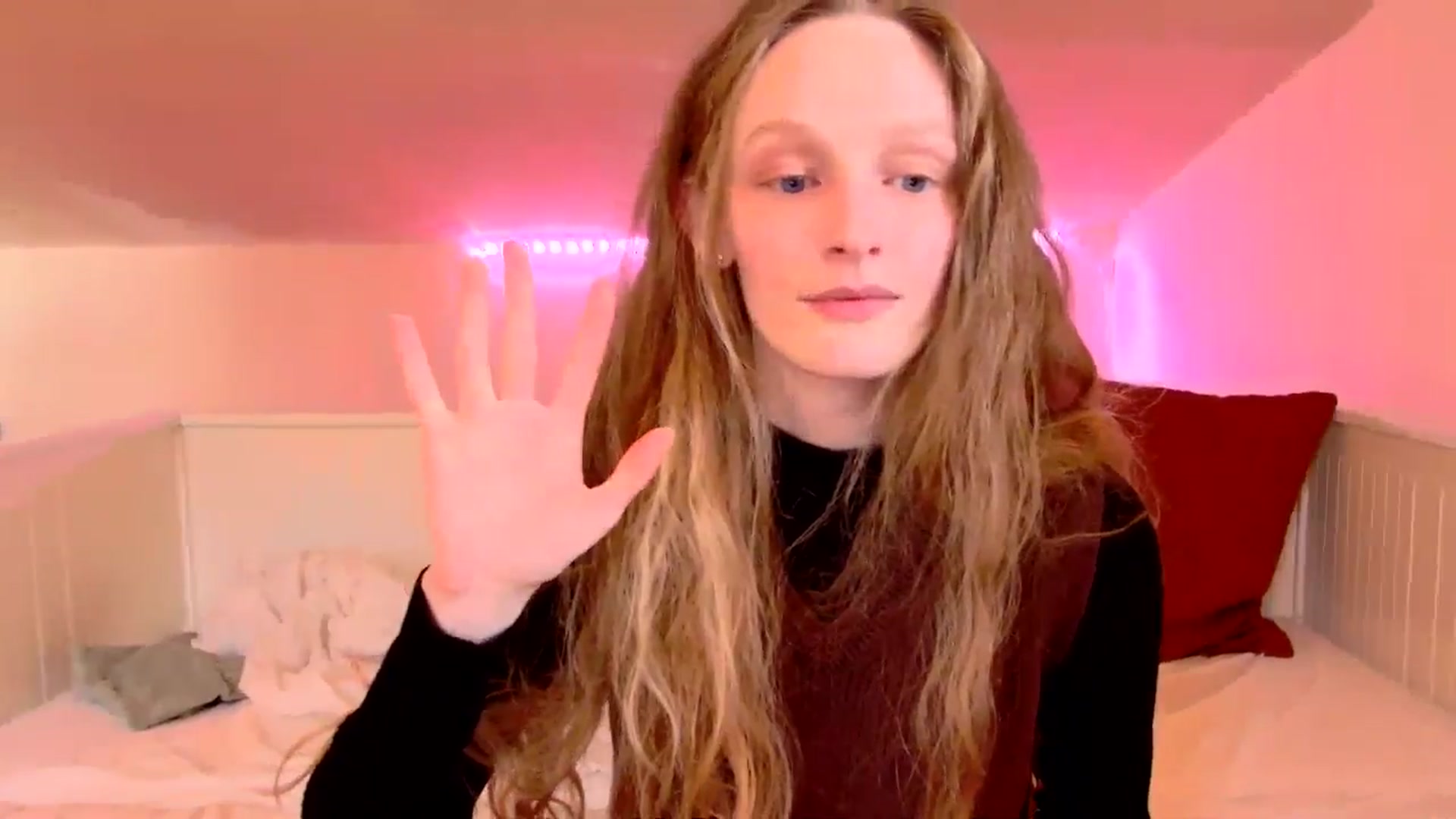 Gallery image thumbnail from Kinkywander's myfreecams stream on, 02/08/2025, 16:03 image 7 of 20
