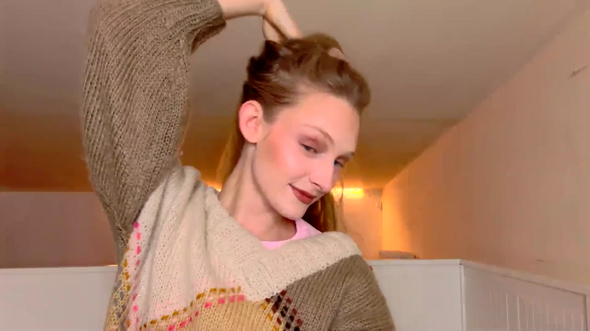 Gallery image thumbnail from Kinkywander's myfreecams stream on, 02/09/2025, 19:17 image 10 of 20