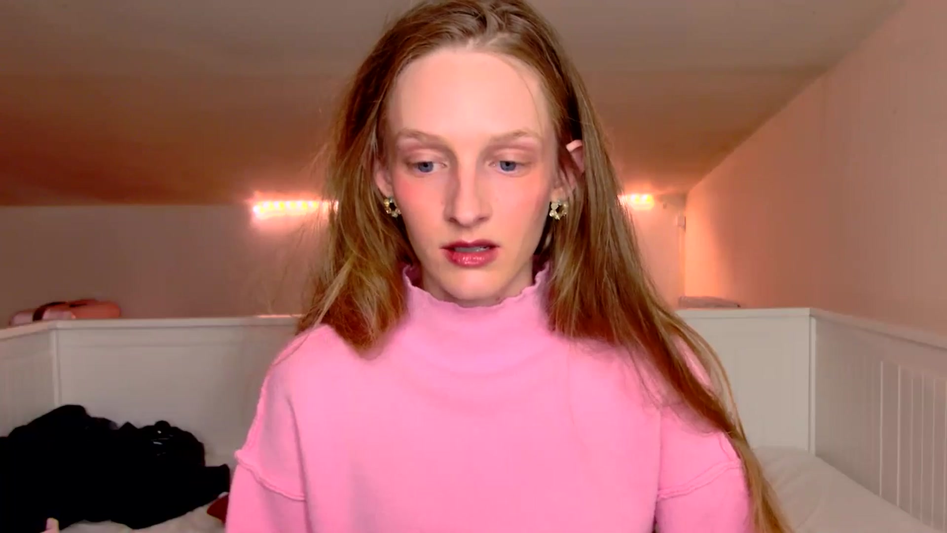 Gallery image thumbnail from Kinkywander's myfreecams stream on, 03/01/2025, 15:07 image 18 of 20