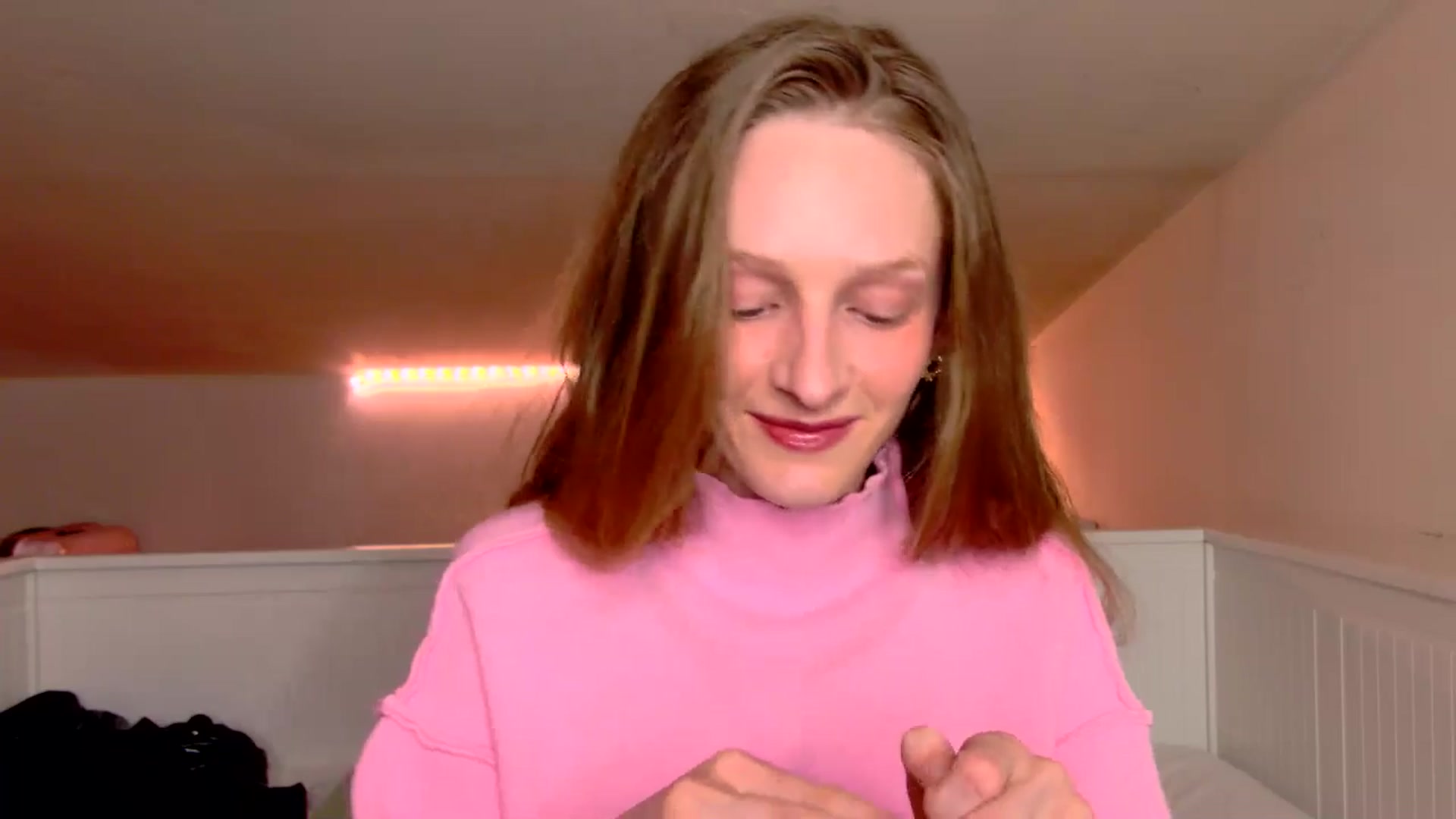 Gallery image thumbnail from Kinkywander's myfreecams stream on, 03/01/2025, 15:07 image 13 of 20