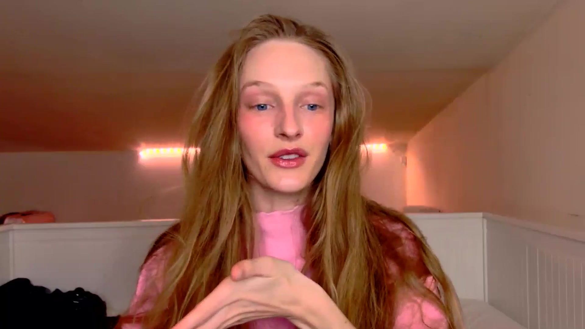 Gallery image thumbnail from Kinkywander's myfreecams stream on, 03/01/2025, 15:07 image 4 of 20