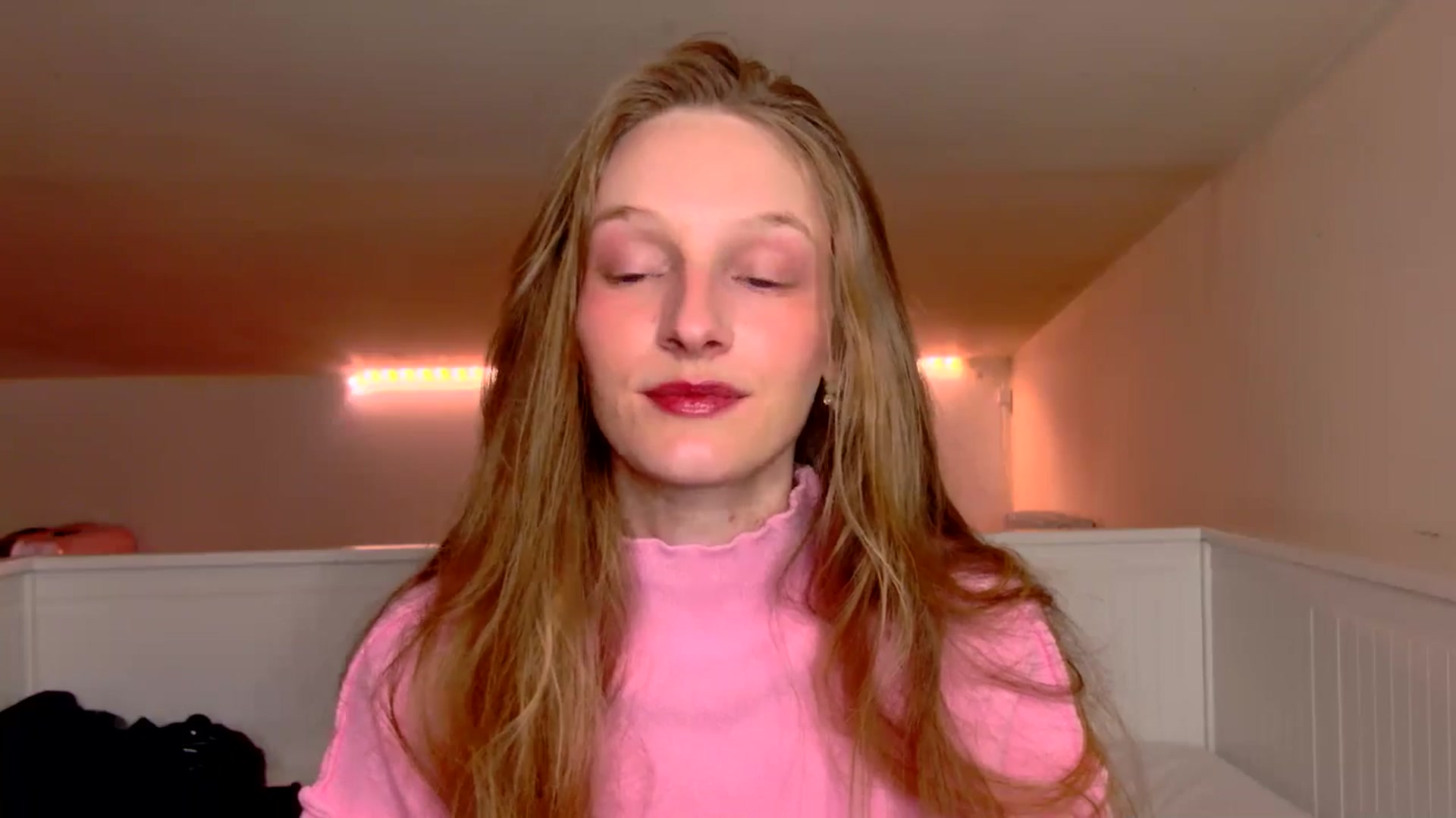 Gallery image thumbnail from Kinkywander's myfreecams stream on, 03/01/2025, 15:07 image 2 of 20