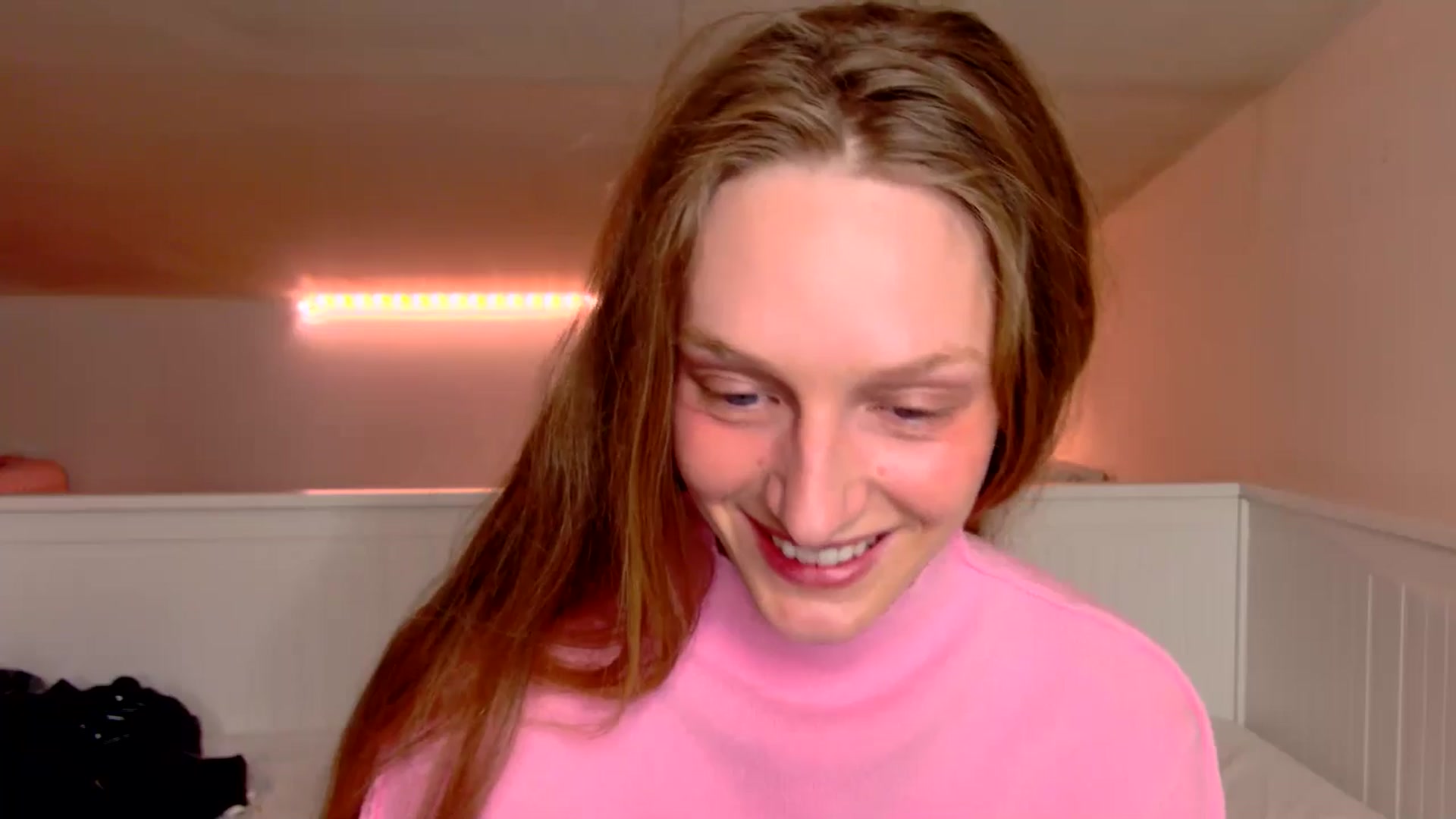 Gallery image thumbnail from Kinkywander's myfreecams stream on, 03/01/2025, 16:49 image 4 of 20