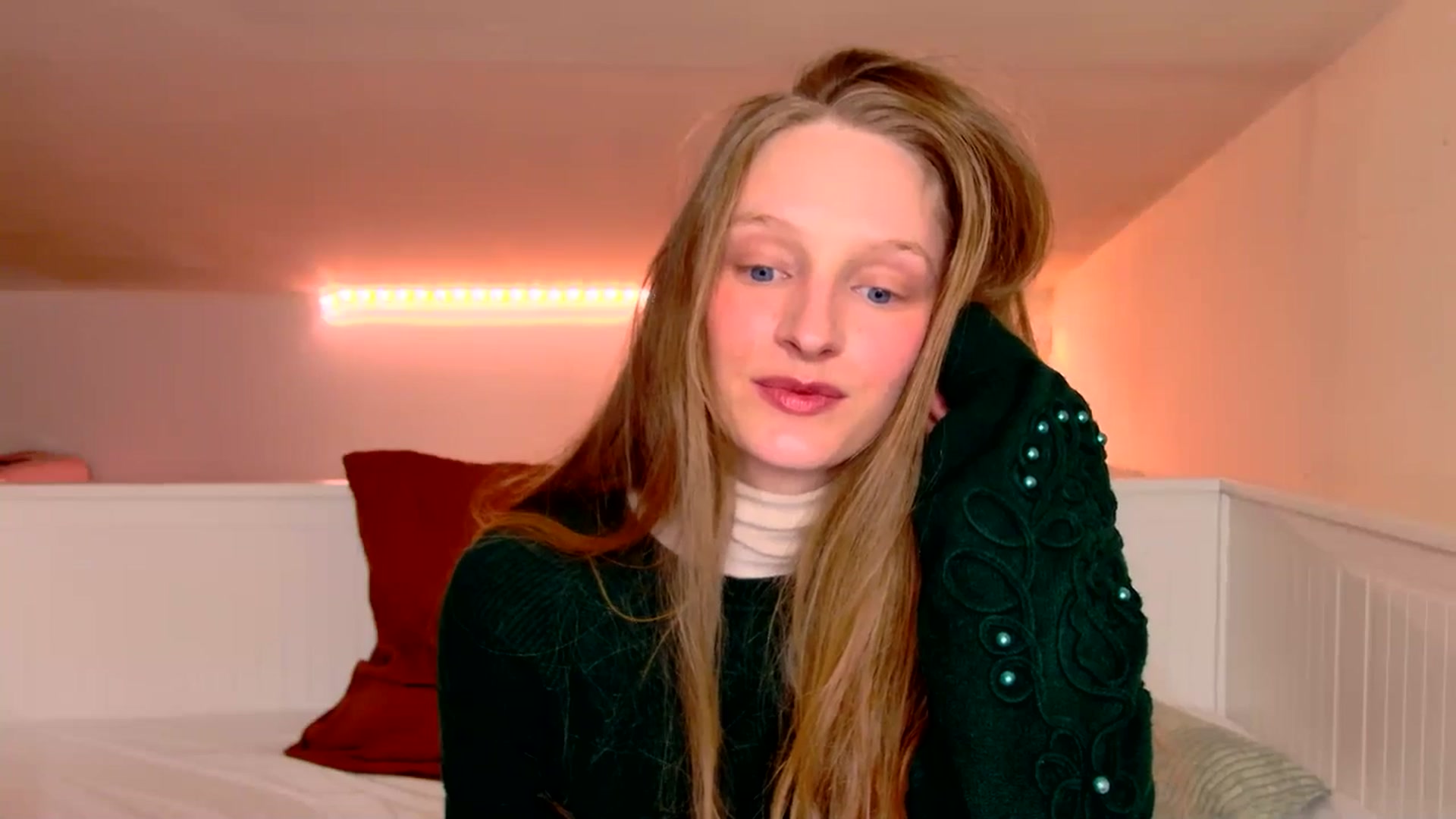 Gallery image thumbnail from Kinkywander's myfreecams stream on, 03/08/2025, 18:19 image 10 of 20
