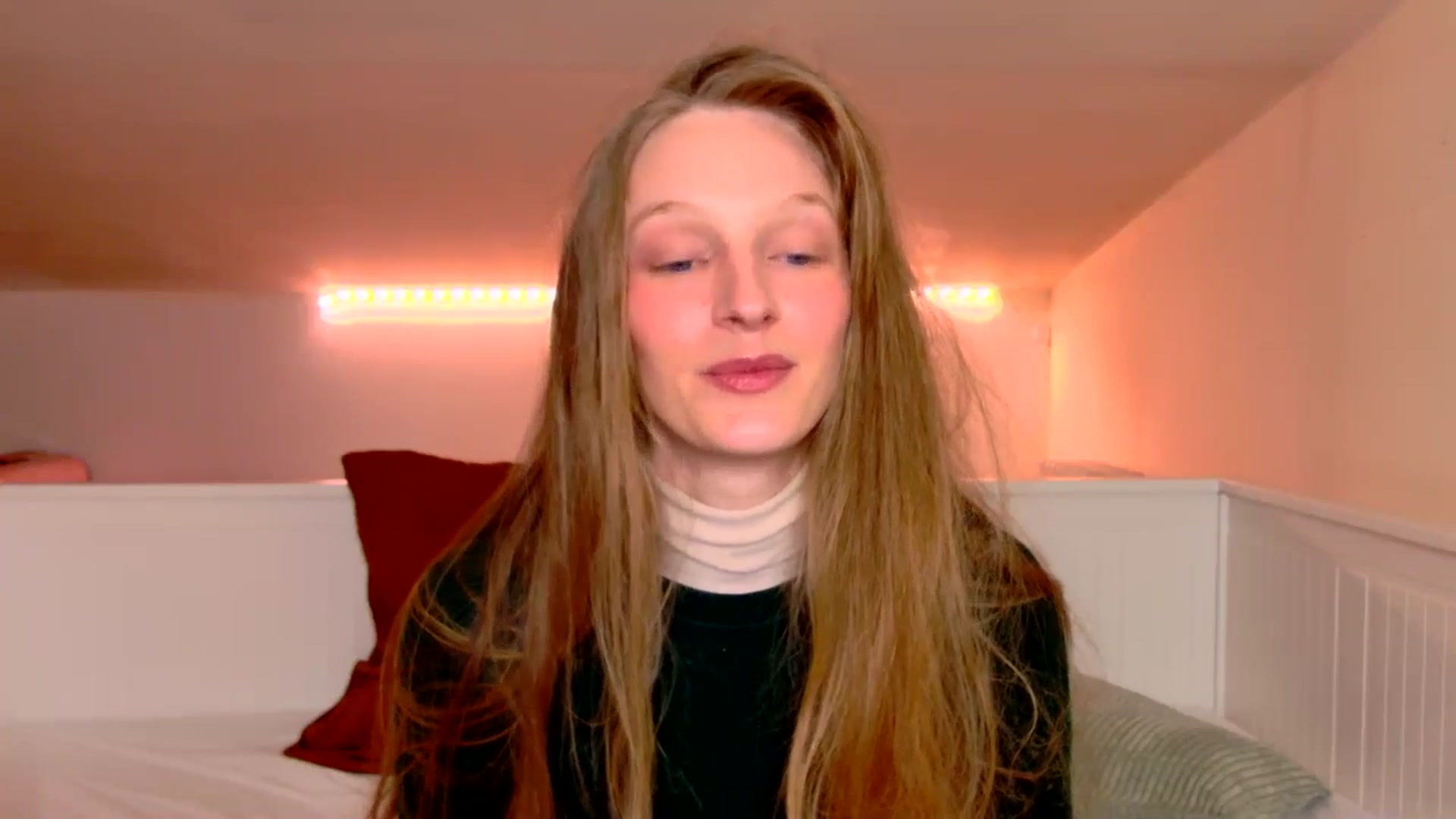 Gallery image thumbnail from Kinkywander's myfreecams stream on, 03/08/2025, 18:19 image 14 of 20