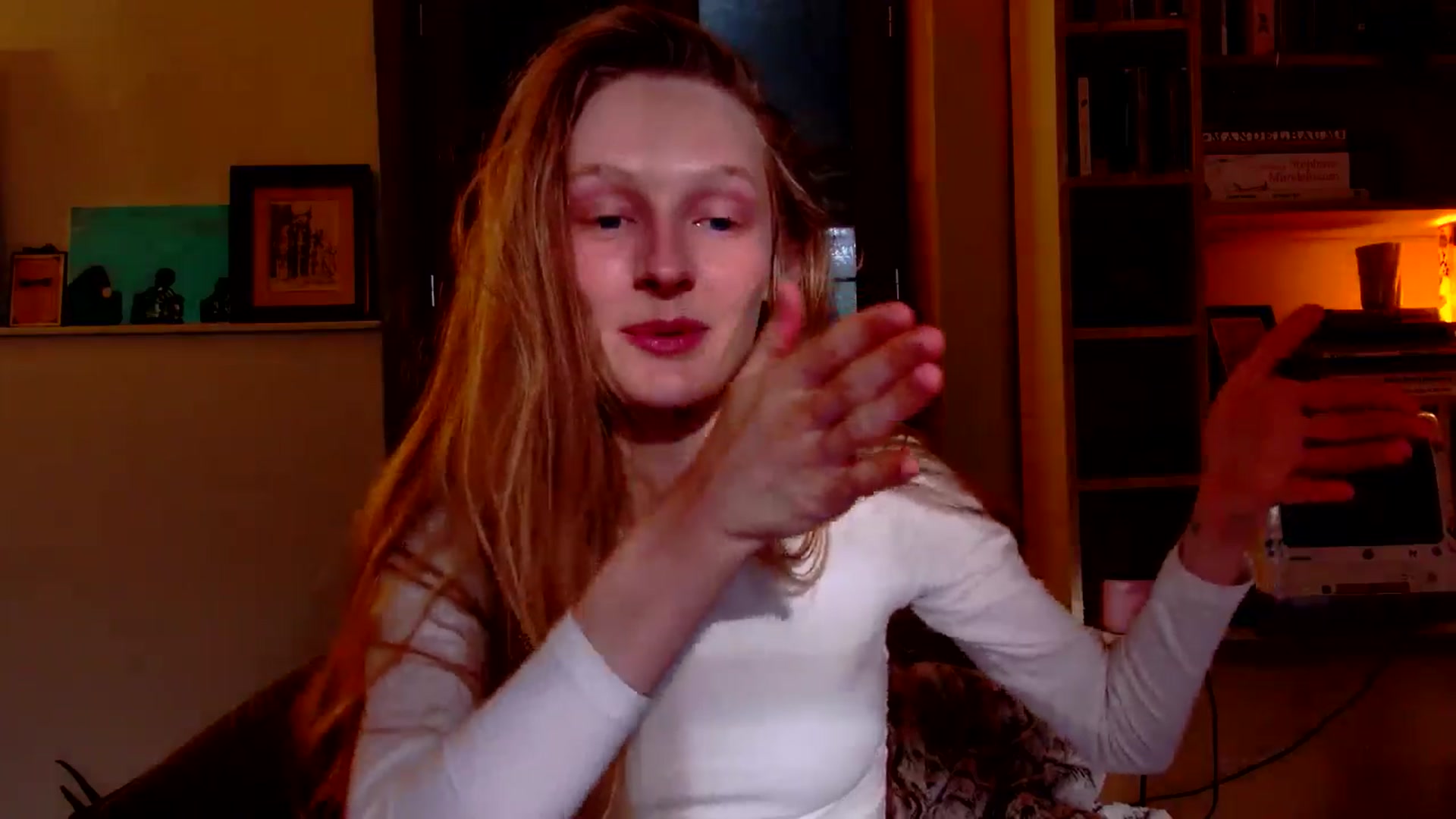Gallery image thumbnail from Kinkywander's myfreecams stream on, 03/09/2025, 17:26 image 2 of 20