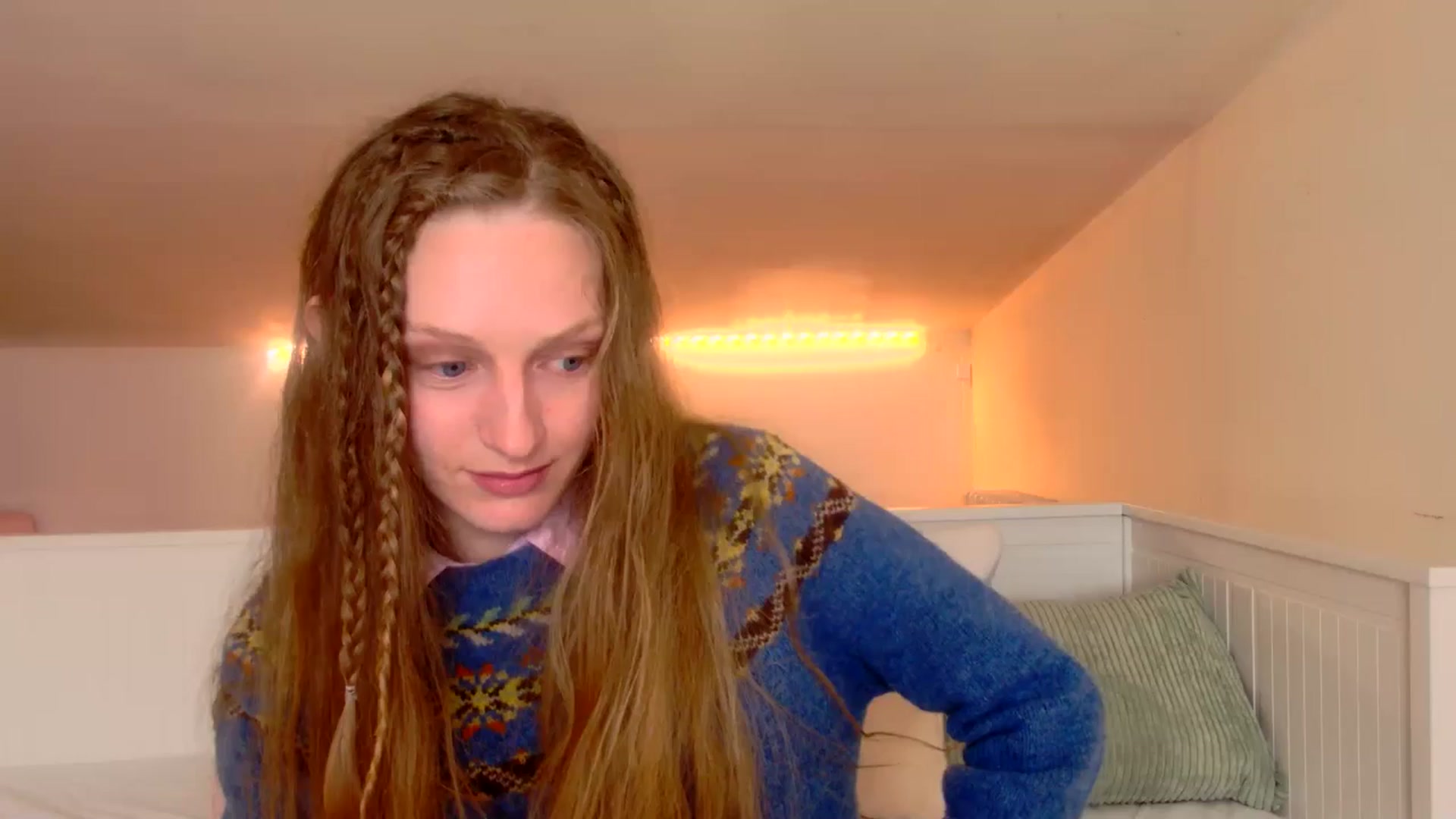 Gallery image thumbnail from Kinkywander's myfreecams stream on, 03/29/2025, 14:50 image 17 of 20