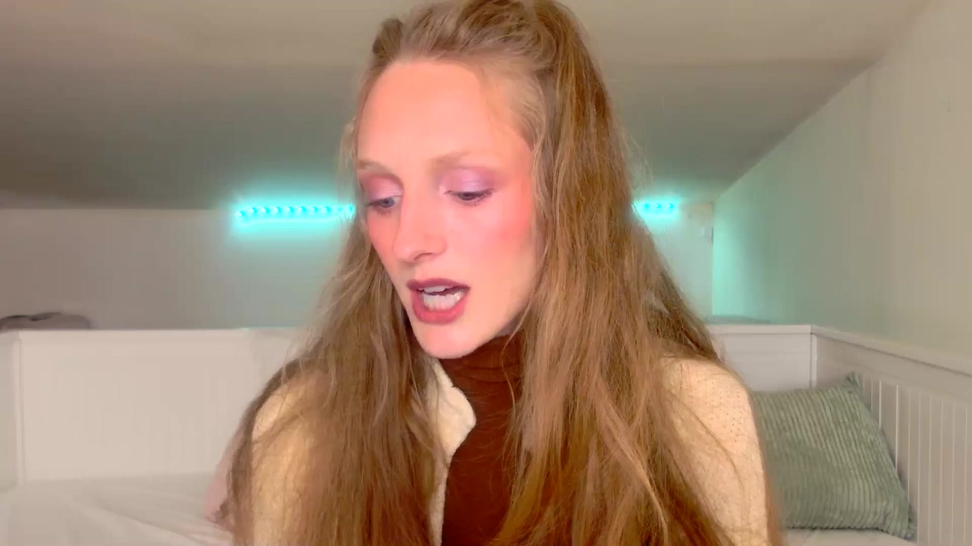 Gallery image thumbnail from Kinkywander's myfreecams stream on, 03/30/2025, 16:02 image 5 of 20