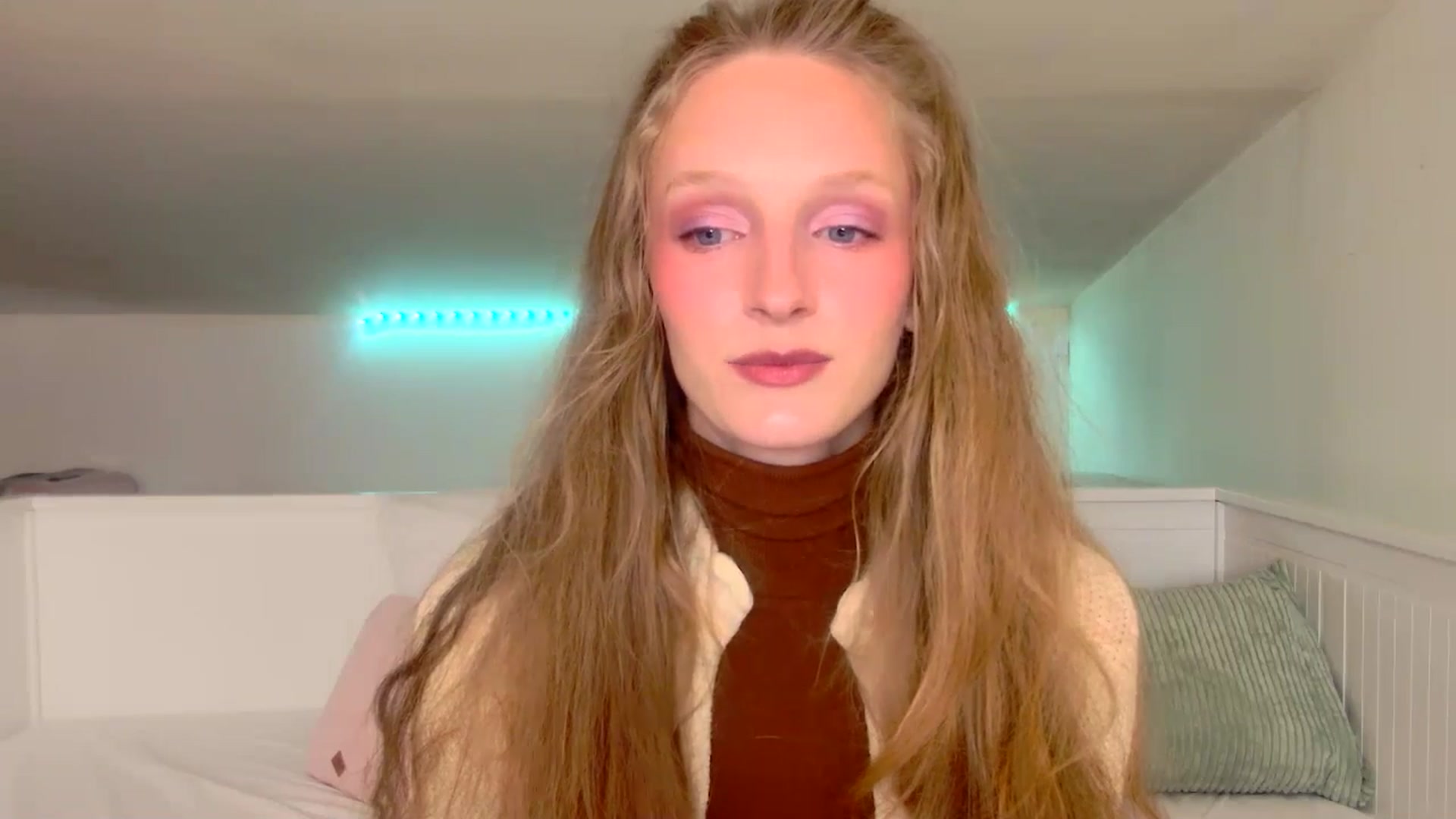 Gallery image thumbnail from Kinkywander's myfreecams stream on, 03/30/2025, 16:02 image 6 of 20