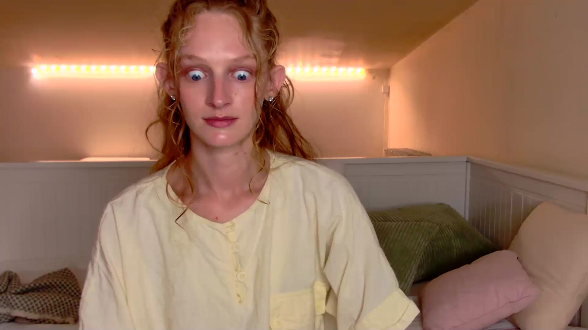 Gallery image thumbnail from Kinkywander's myfreecams stream on, 07/26/2025, 15:11 image 15 of 20