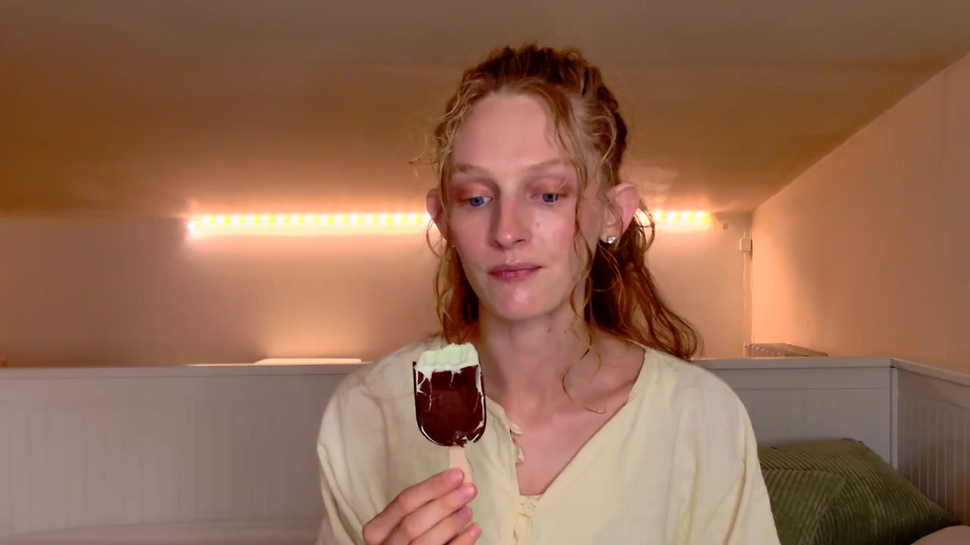 Gallery image thumbnail from Kinkywander's myfreecams stream on, 07/26/2025, 15:11 image 2 of 20