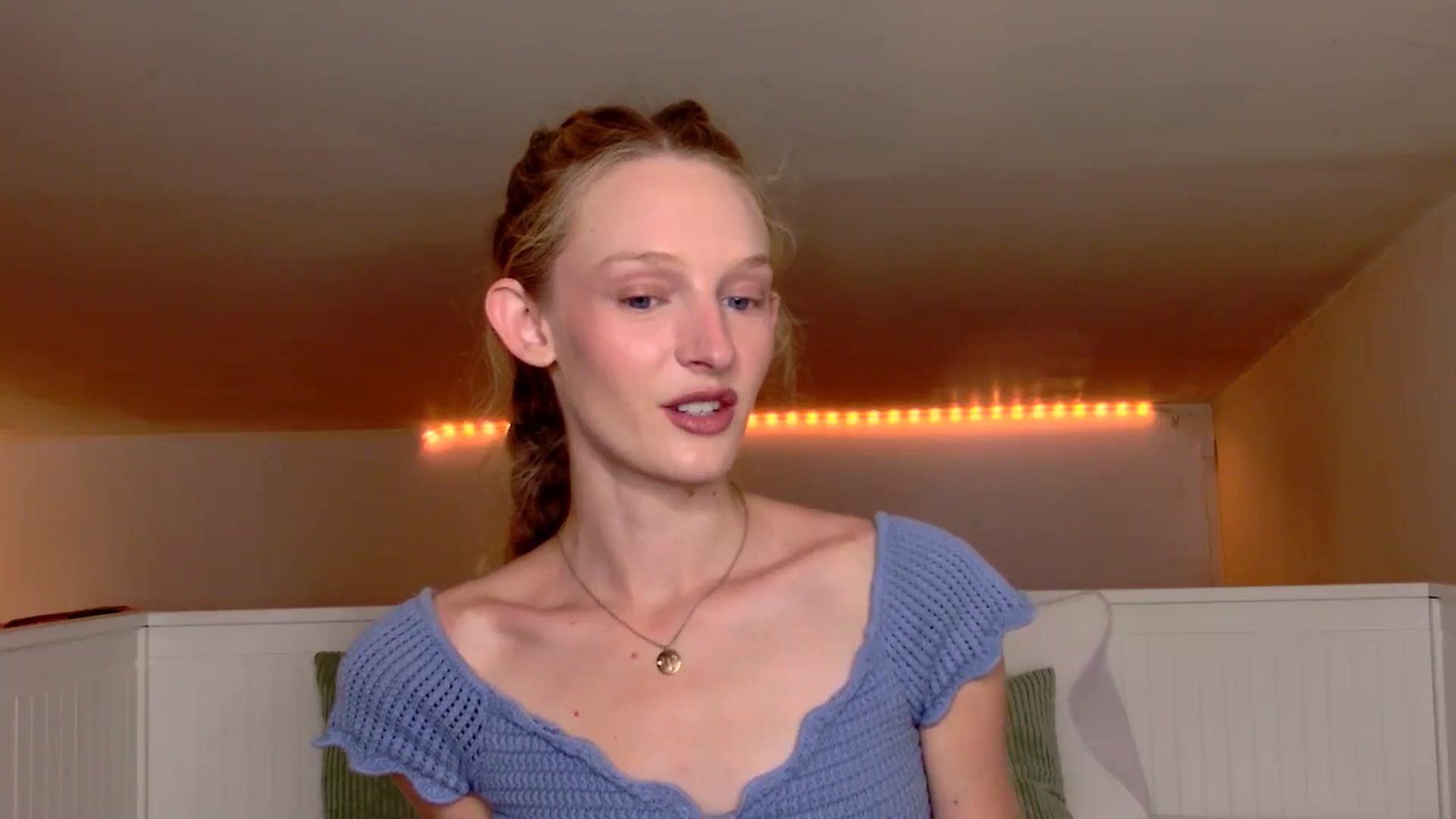 Gallery image thumbnail from Kinkywander's myfreecams stream on, 08/10/2025, 17:05 image 19 of 20