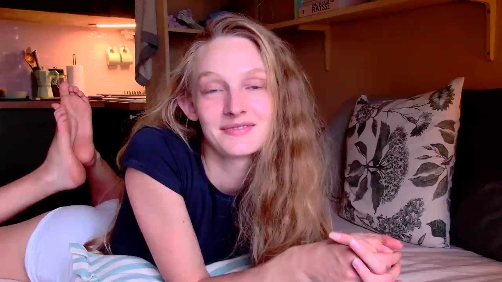 Gallery image thumbnail from Kinkywander's myfreecams stream on, 08/31/2025, 17:25 image 7 of 20
