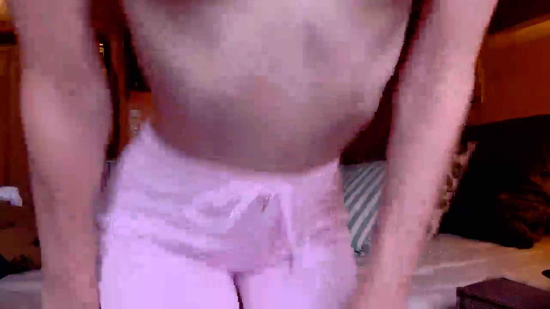 Gallery image thumbnail from Kinkywander's myfreecams stream on, 08/31/2025, 17:25 image 20 of 20