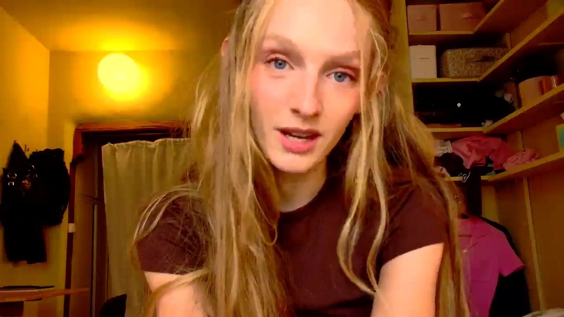Gallery image thumbnail from Kinkywander's myfreecams stream on, 09/07/2025, 17:14 image 7 of 20
