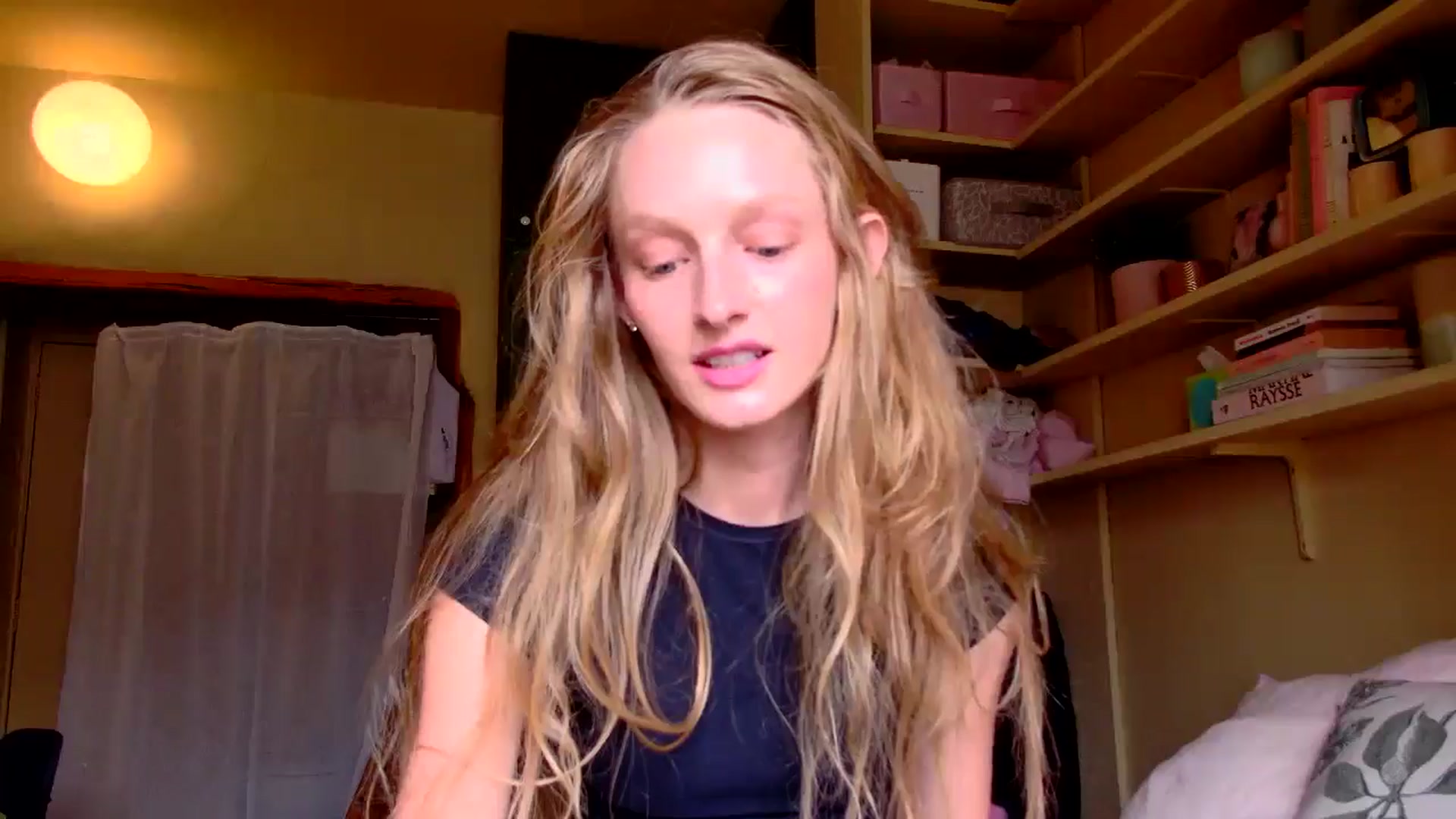 Gallery image thumbnail from Kinkywander's myfreecams stream on, 09/13/2025, 14:21 image 6 of 20
