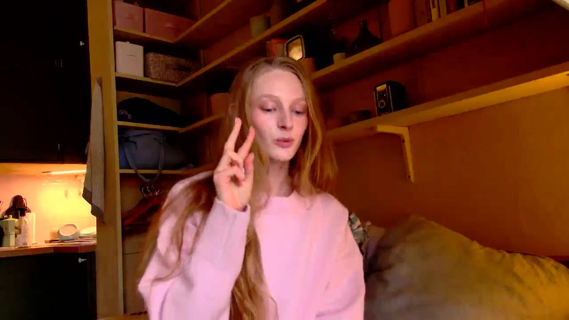 Gallery image thumbnail from Kinkywander's myfreecams stream on, 09/14/2025, 15:27 image 8 of 20