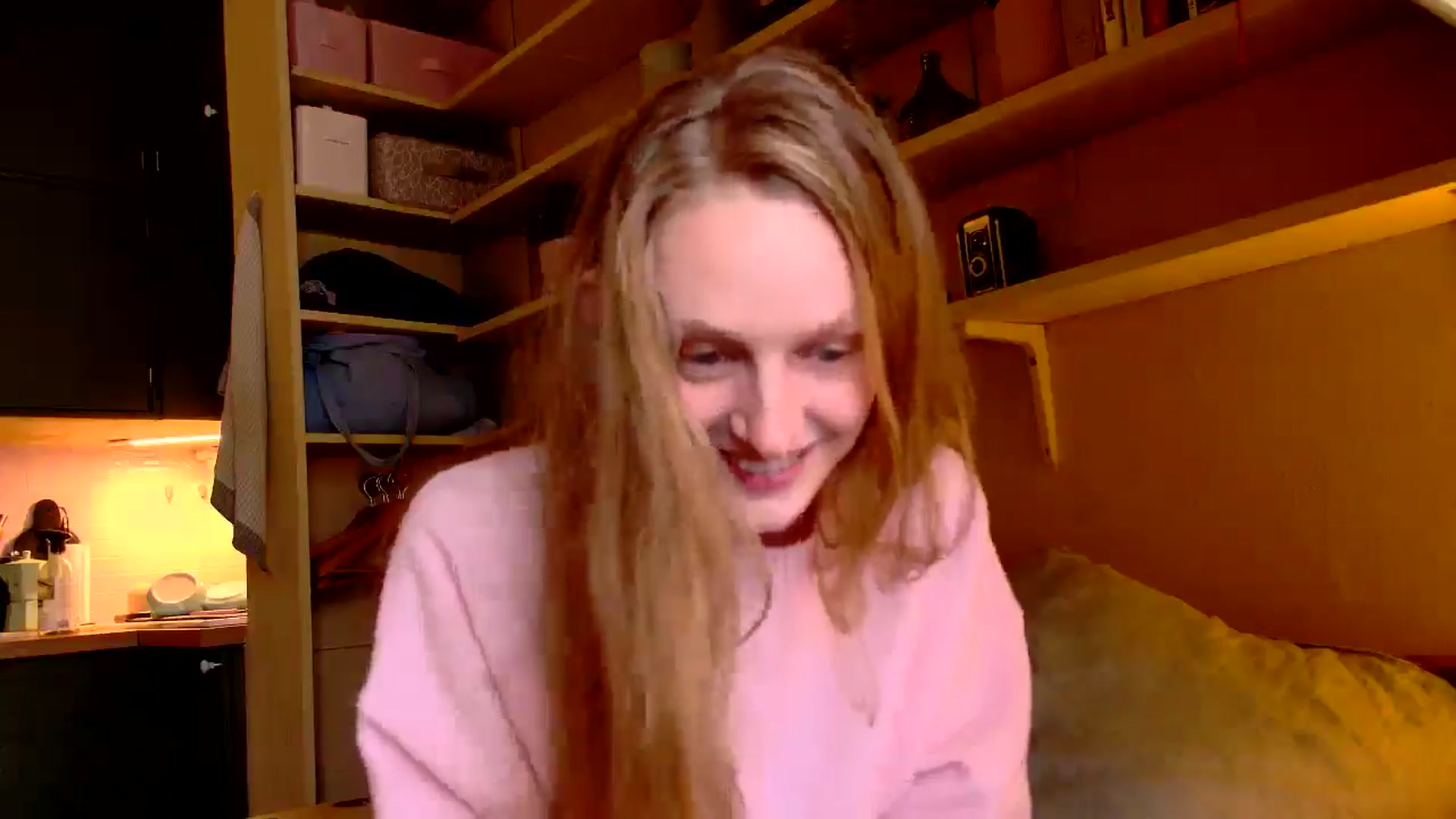 Gallery image thumbnail from Kinkywander's myfreecams stream on, 09/14/2025, 15:27 image 13 of 20