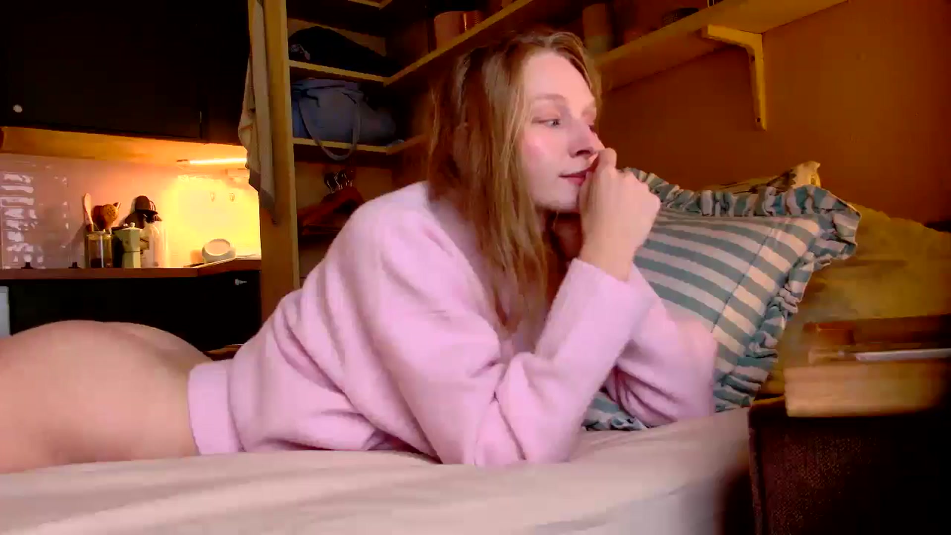 Gallery image thumbnail from Kinkywander's myfreecams stream on, 09/14/2025, 17:54 image 2 of 20