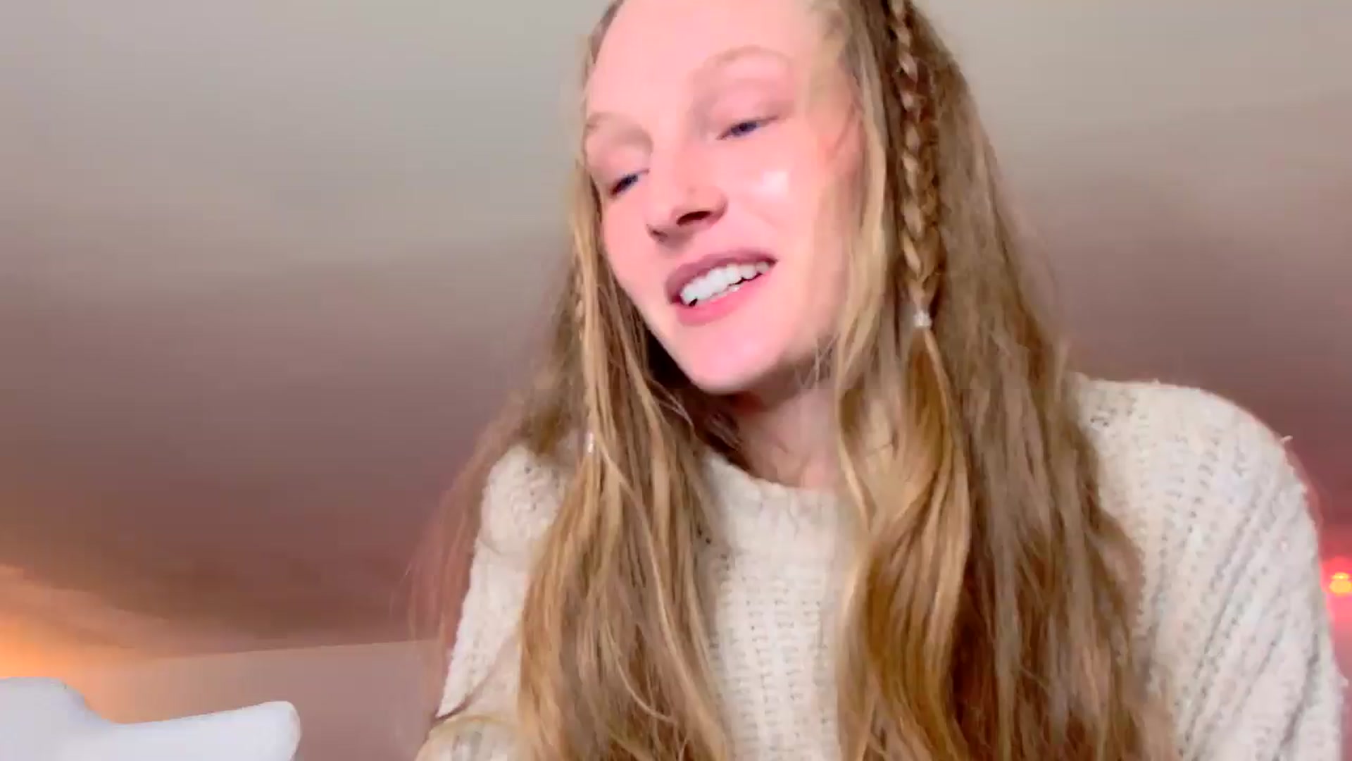 Gallery image thumbnail from Kinkywander's myfreecams stream on, 09/27/2025, 17:26 image 17 of 20