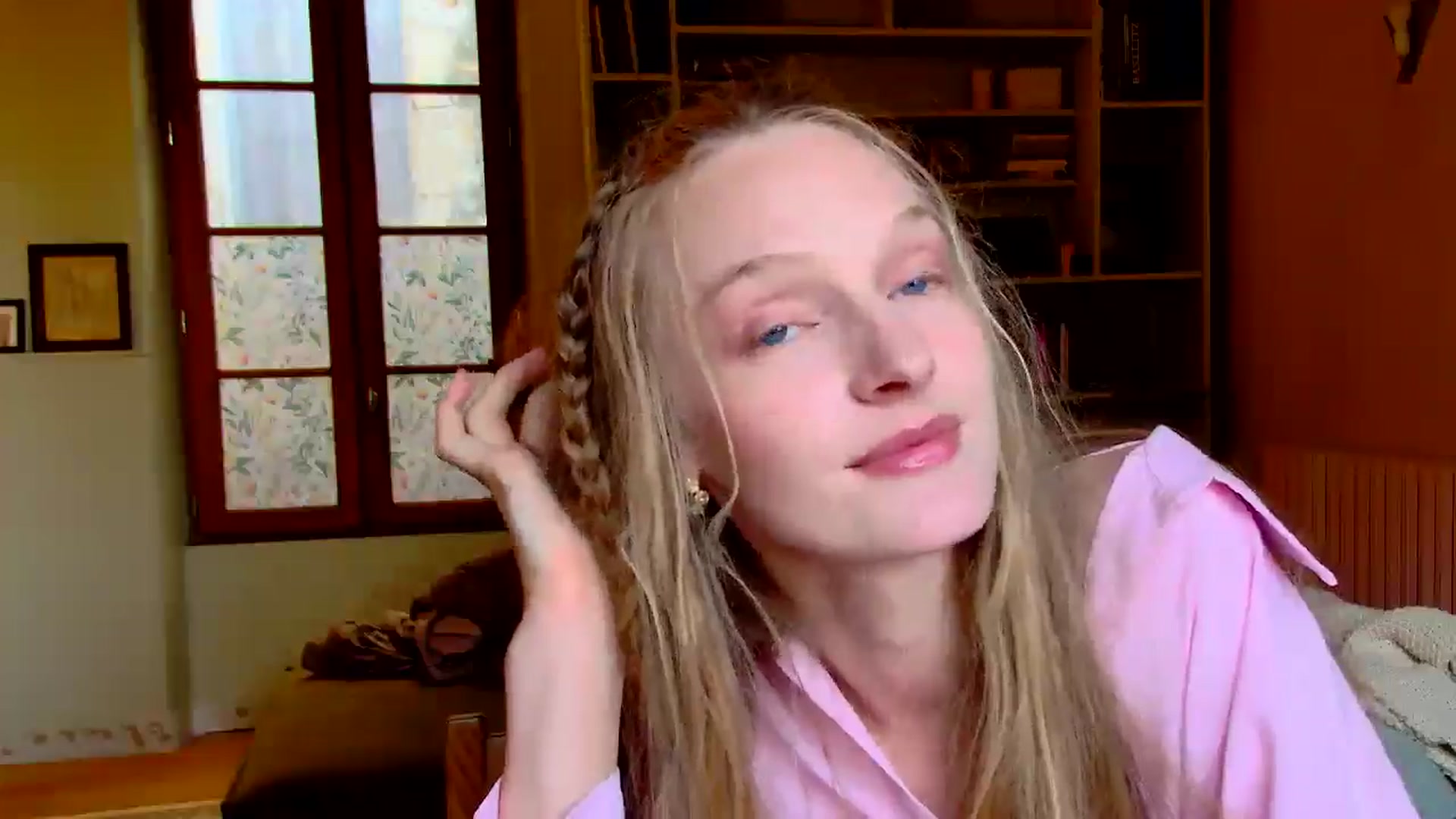 Gallery image thumbnail from Kinkywander's myfreecams stream on, 03/21/2026, 17:35 image 18 of 20
