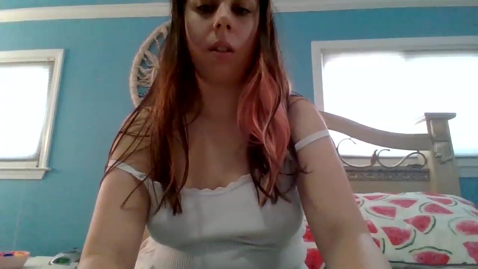 Gallery image thumbnail from KinleySweetie's myfreecams stream on, 03/10/2023, 14:57 image 18 of 20