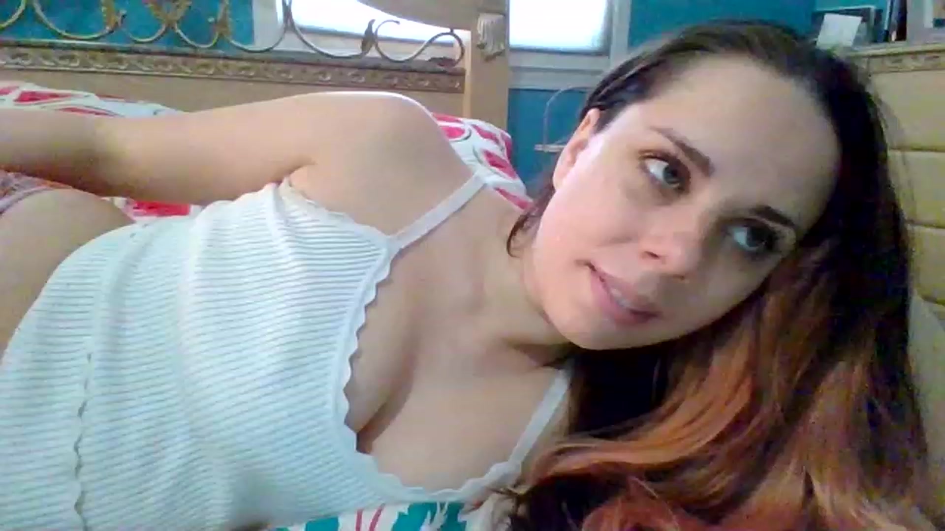 Gallery image thumbnail from KinleySweetie's myfreecams stream on, 03/10/2023, 14:57 image 7 of 20