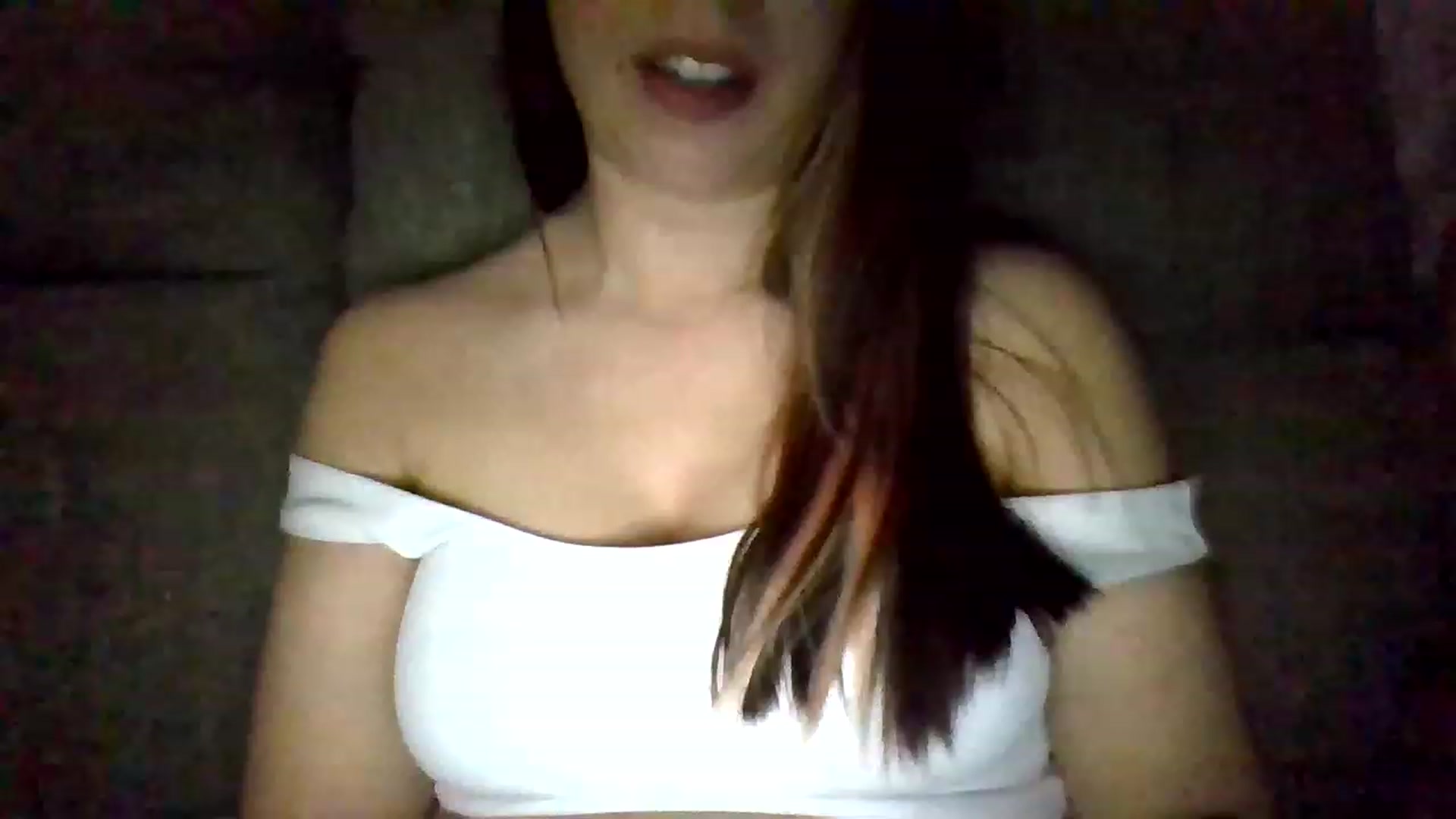 Gallery image thumbnail from KinleySweetie's myfreecams stream on, 03/13/2023, 03:58 image 12 of 20