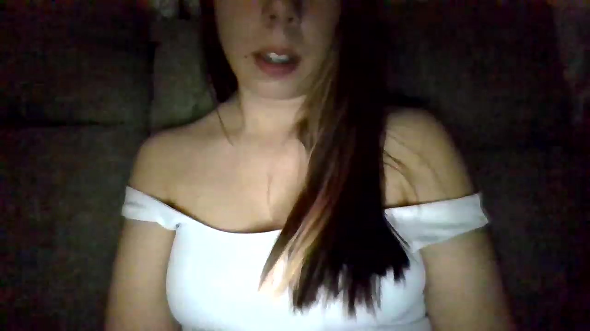 Gallery image thumbnail from KinleySweetie's myfreecams stream on, 03/13/2023, 03:58 image 15 of 20