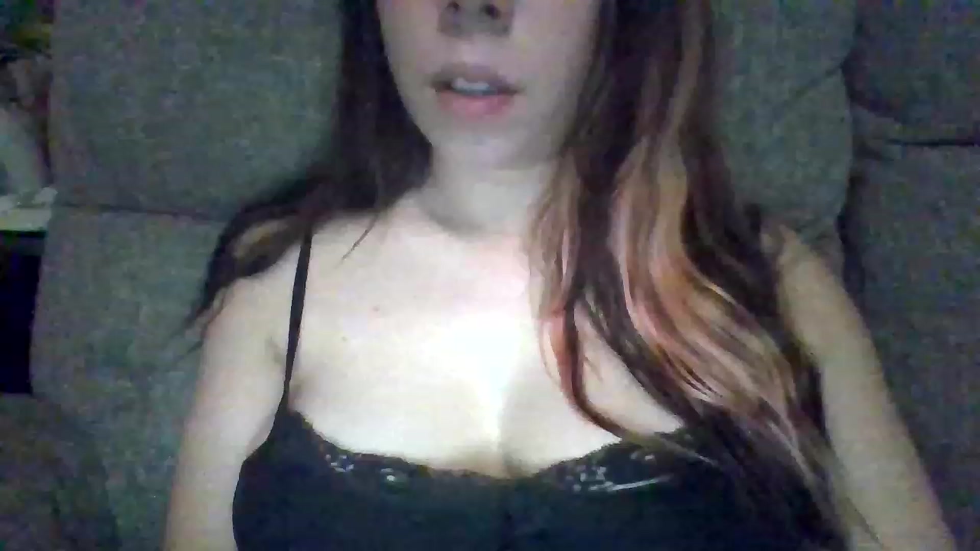 Gallery image thumbnail from KinleySweetie's myfreecams stream on, 03/24/2023, 03:50 image 1 of 20