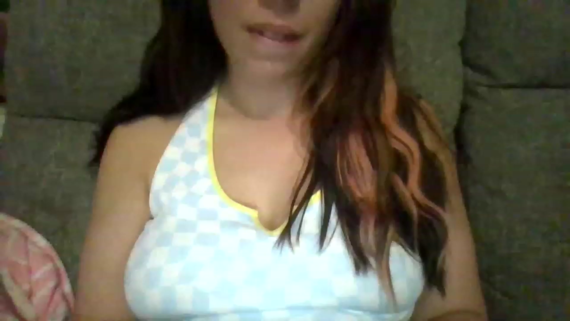 Gallery image thumbnail from KinleySweetie's myfreecams stream on, 03/27/2023, 03:15 image 7 of 20
