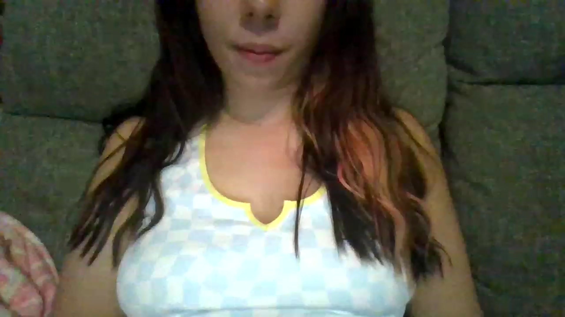 Gallery image thumbnail from KinleySweetie's myfreecams stream on, 03/27/2023, 03:15 image 13 of 20