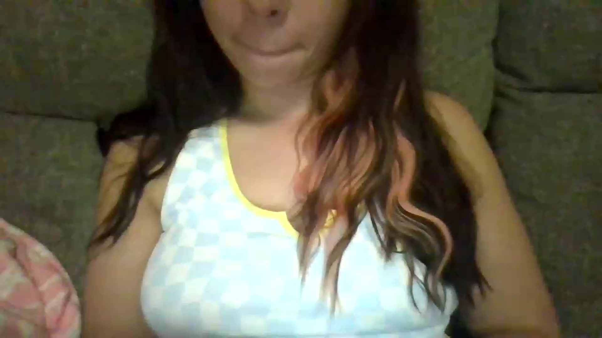 Gallery image thumbnail from KinleySweetie's myfreecams stream on, 03/27/2023, 03:15 image 5 of 20