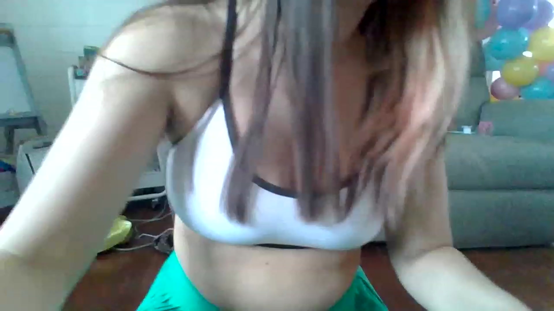 Gallery image thumbnail from KinleySweetie's myfreecams stream on, 04/03/2023, 20:40 image 7 of 20