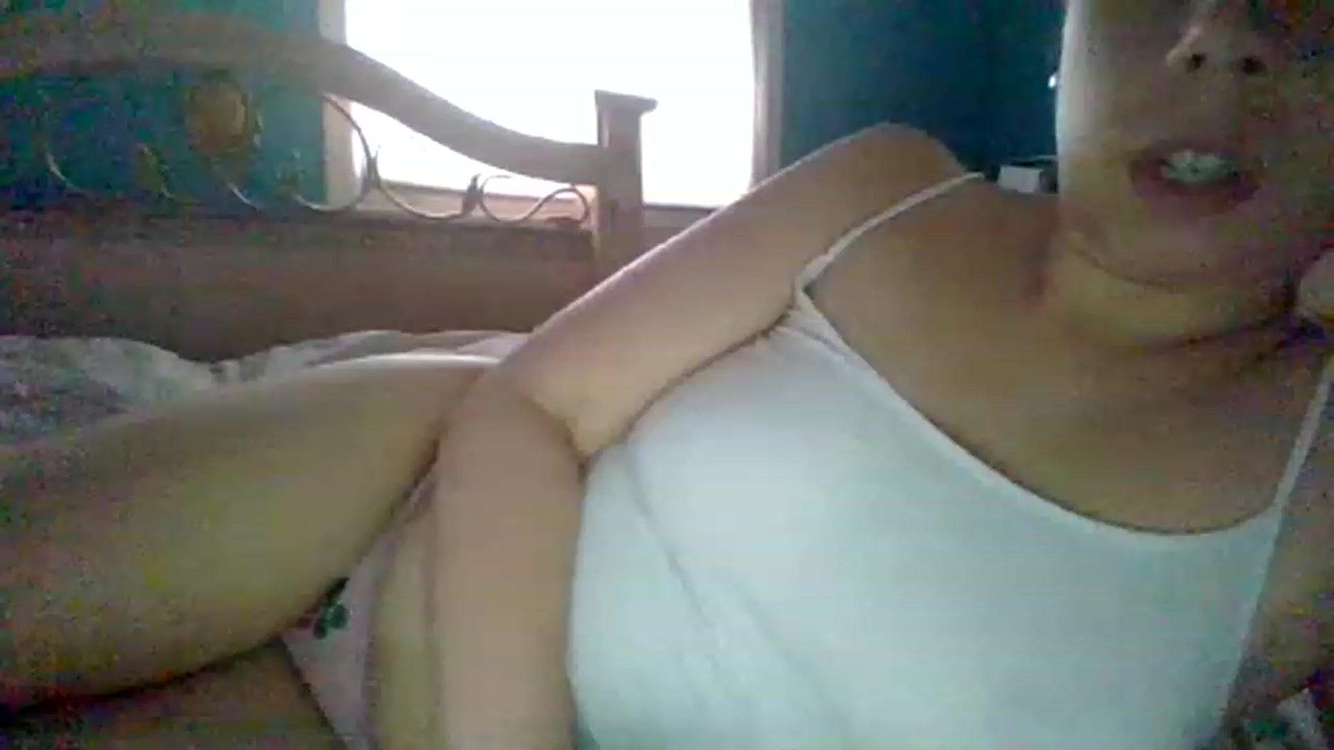 Gallery image thumbnail from KinleySweetie's myfreecams stream on, 04/17/2023, 16:15 image 2 of 20