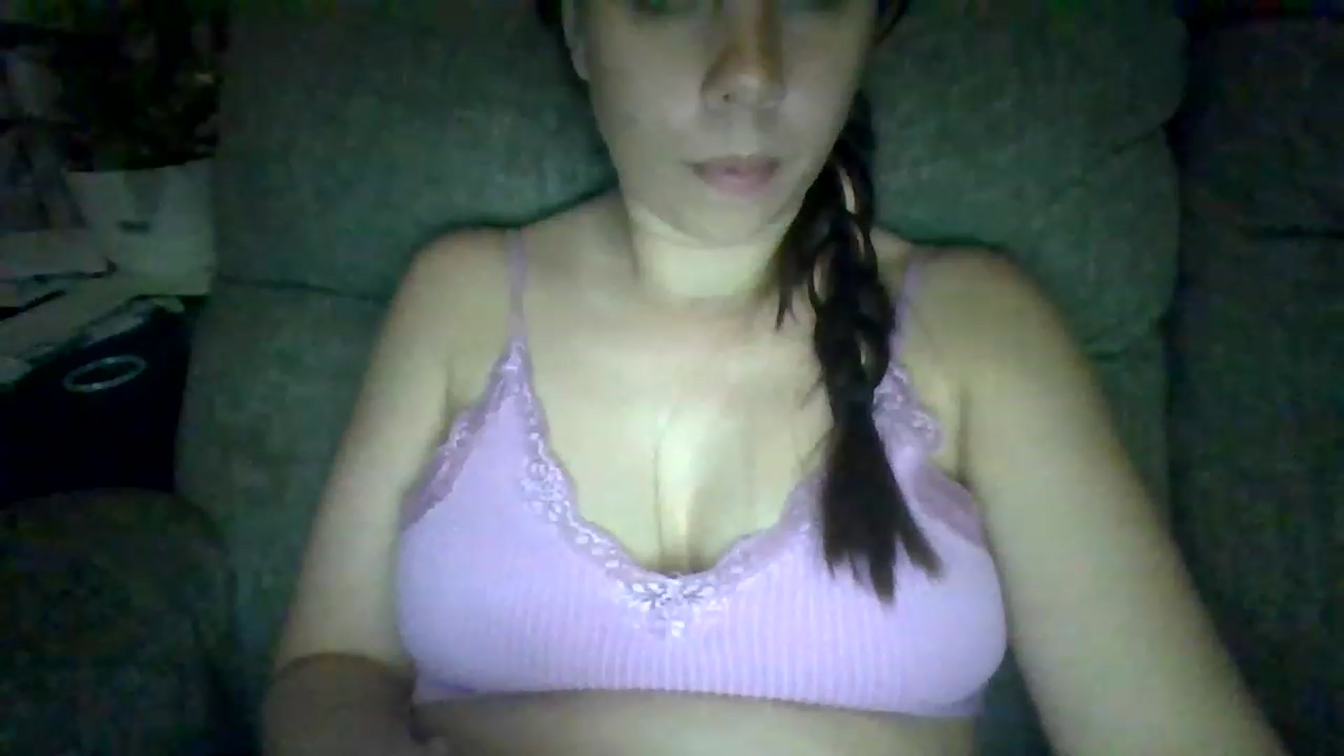 Gallery image thumbnail from KinleySweetie's myfreecams stream on, 04/24/2023, 02:55 image 20 of 20