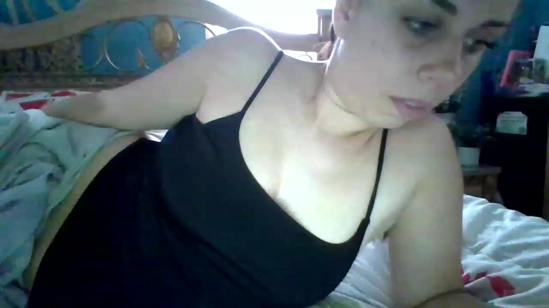 Gallery image thumbnail from KinleySweetie's myfreecams stream on, 04/27/2023, 18:19 image 18 of 20