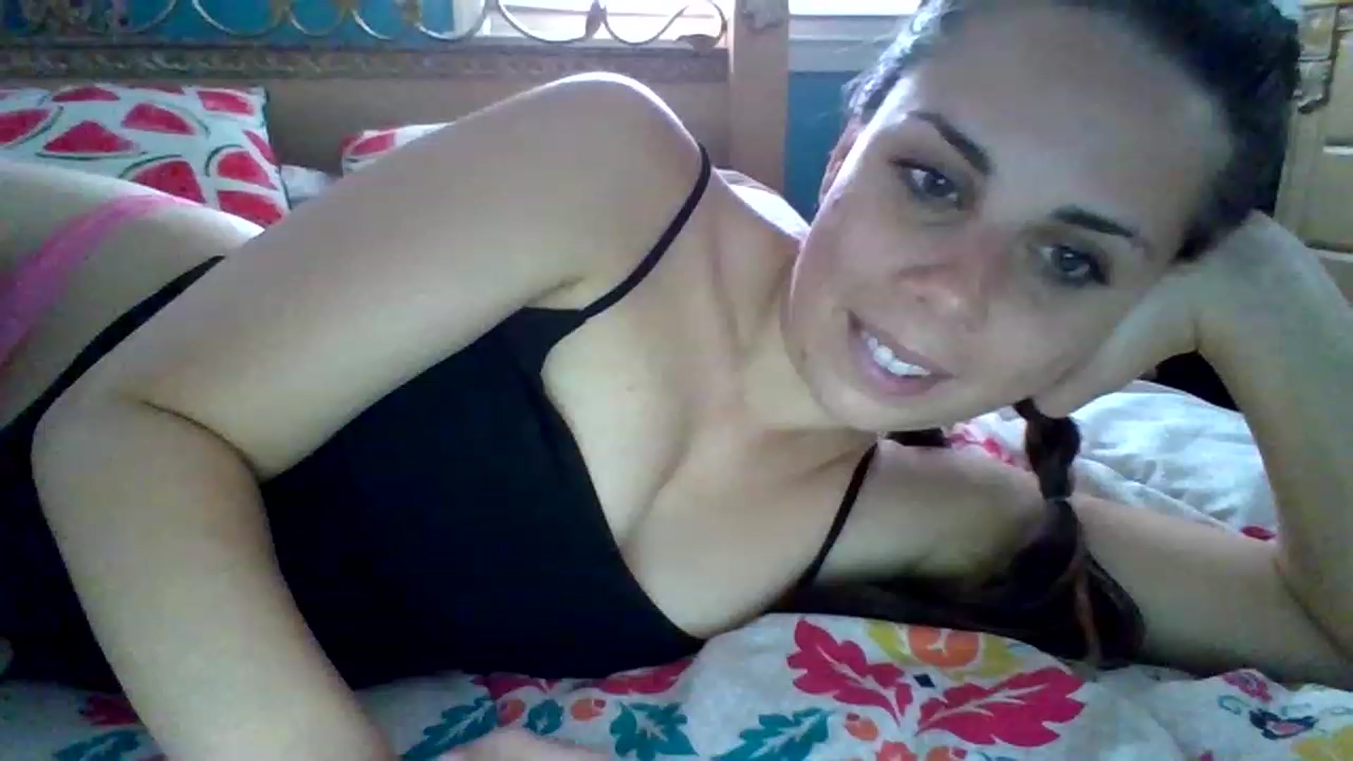 Gallery image thumbnail from KinleySweetie's myfreecams stream on, 04/27/2023, 18:19 image 7 of 20
