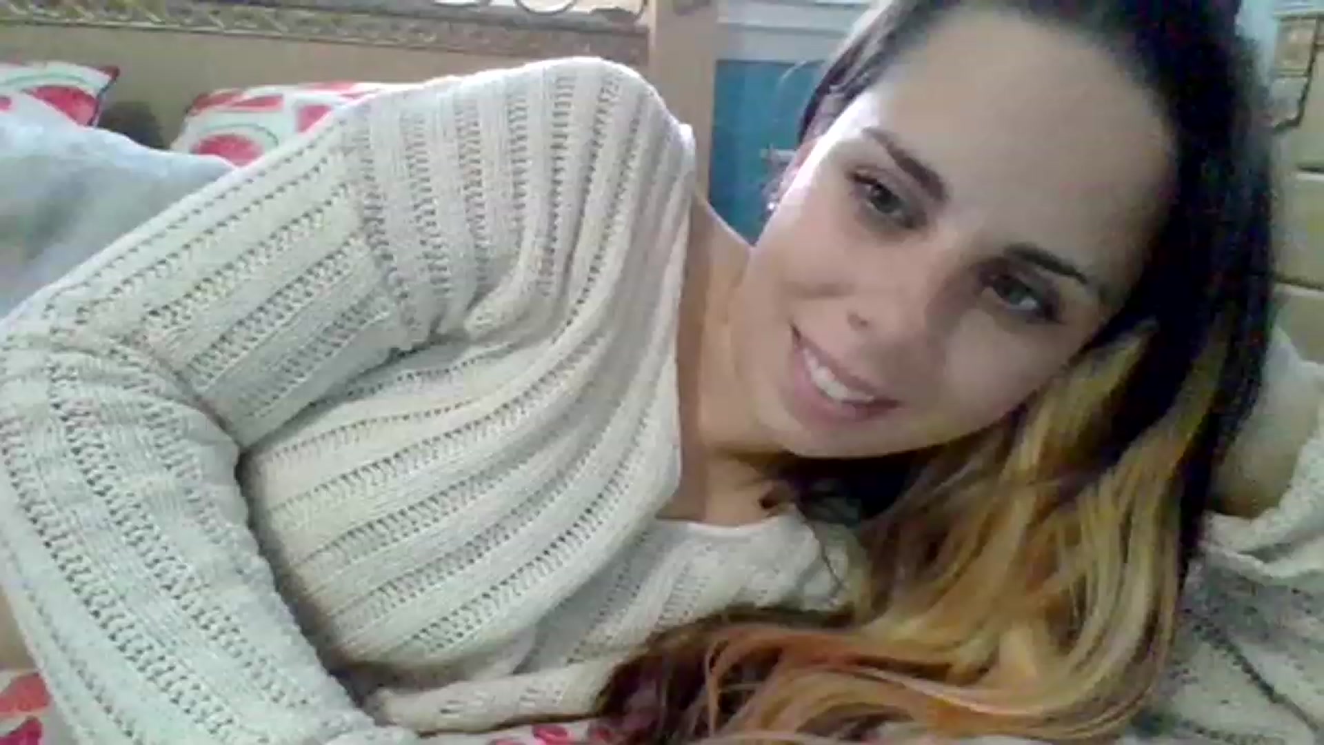 Gallery image thumbnail from KinleySweetie's myfreecams stream on, 05/02/2023, 17:08 image 4 of 20